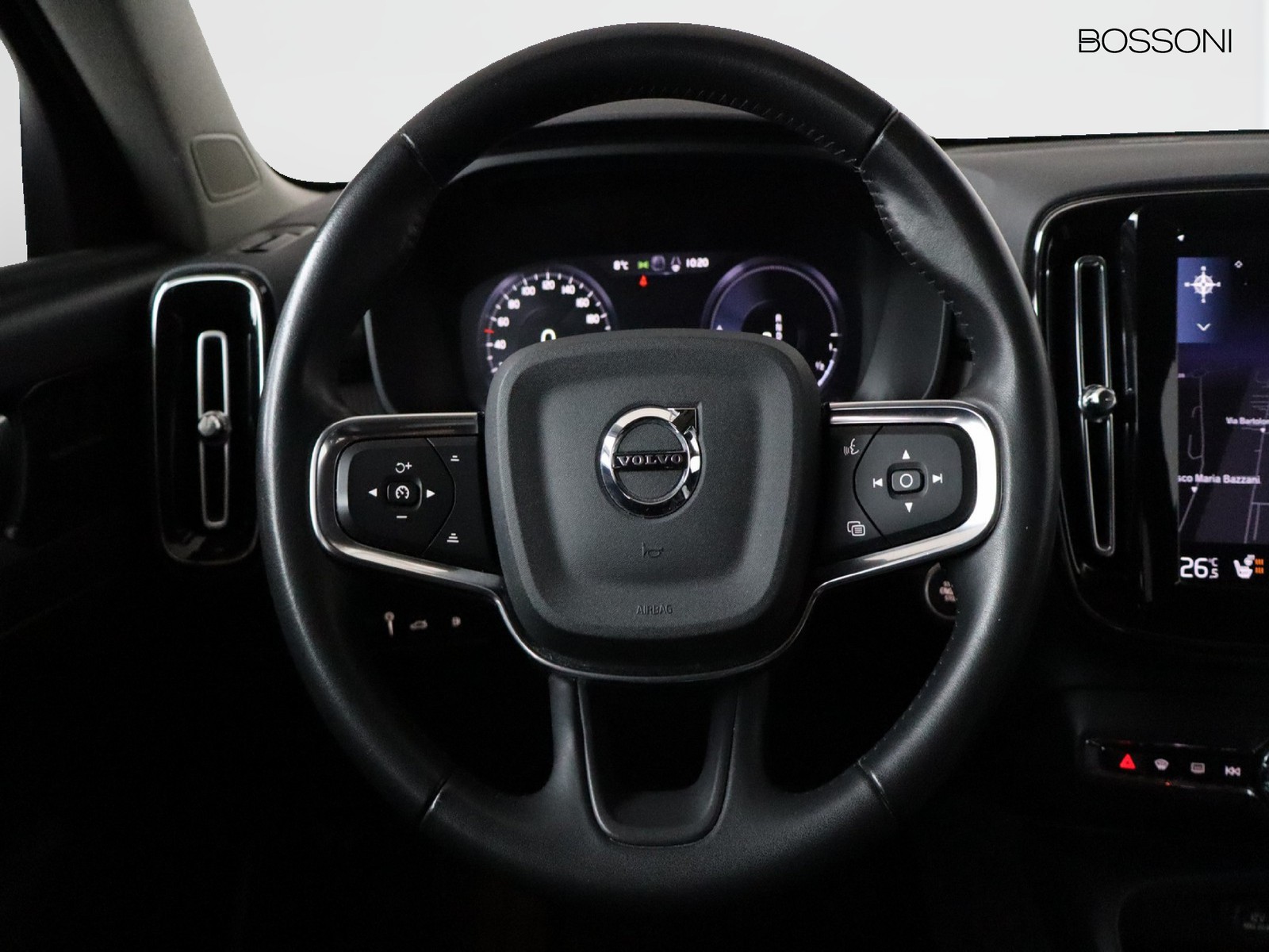 16 - Volvo XC40 1.5 t4 recharge plug-in-hybrid inscription geartronic my21