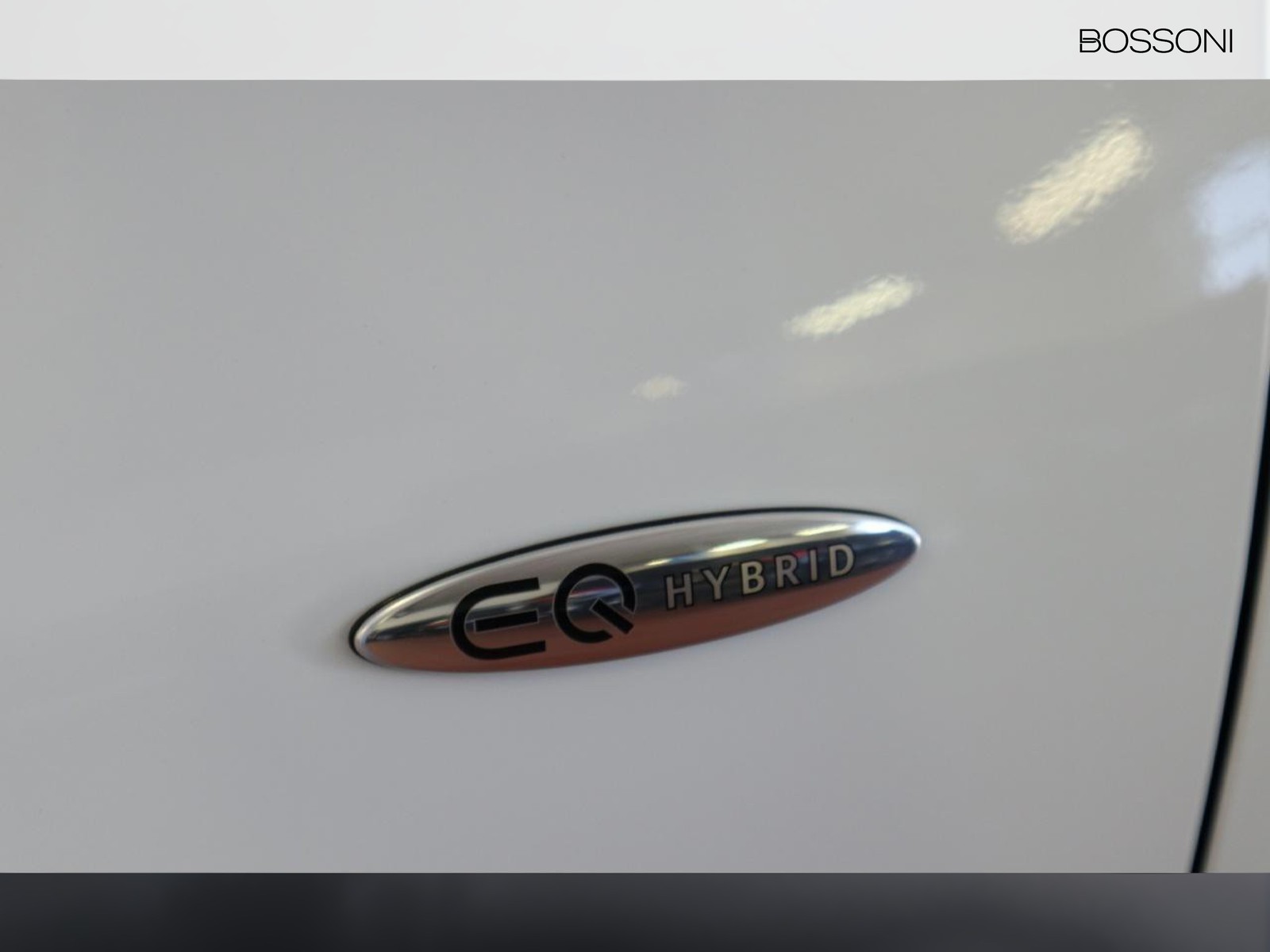 18 - Mercedes Classe A 250 e plug-in-hybrid amg line advanced plus speedshift dct amg 8g