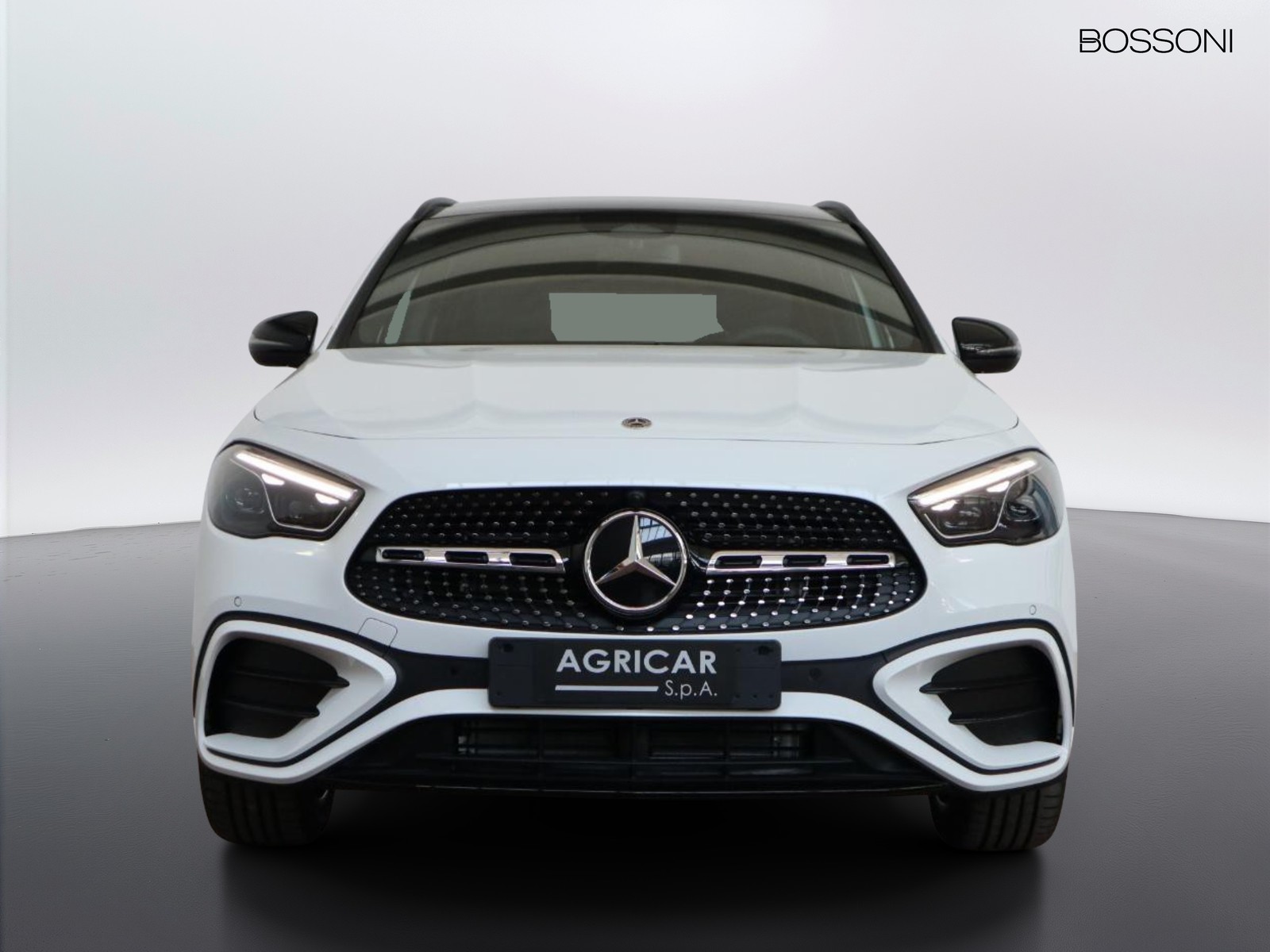 2 - Mercedes GLA 200 d amg line premium 4matic 8g-dct