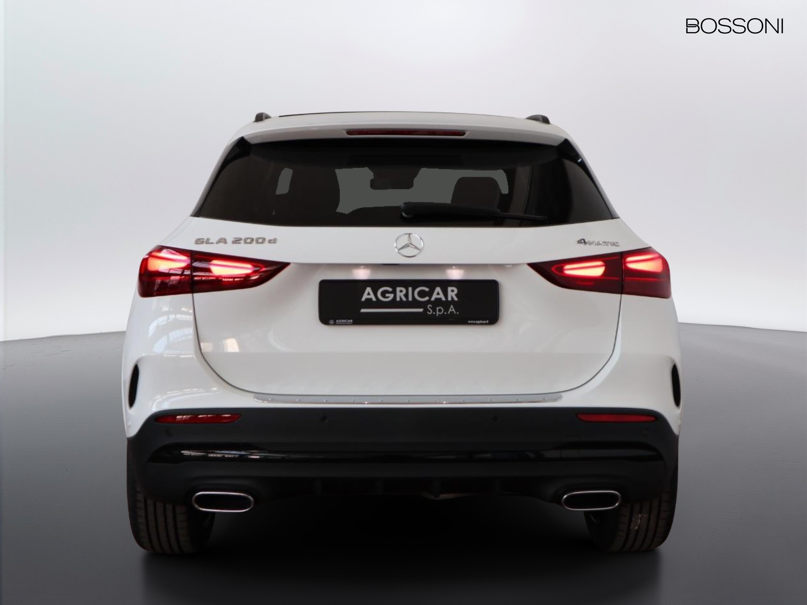 6 - Mercedes GLA 200 d amg line premium 4matic 8g-dct