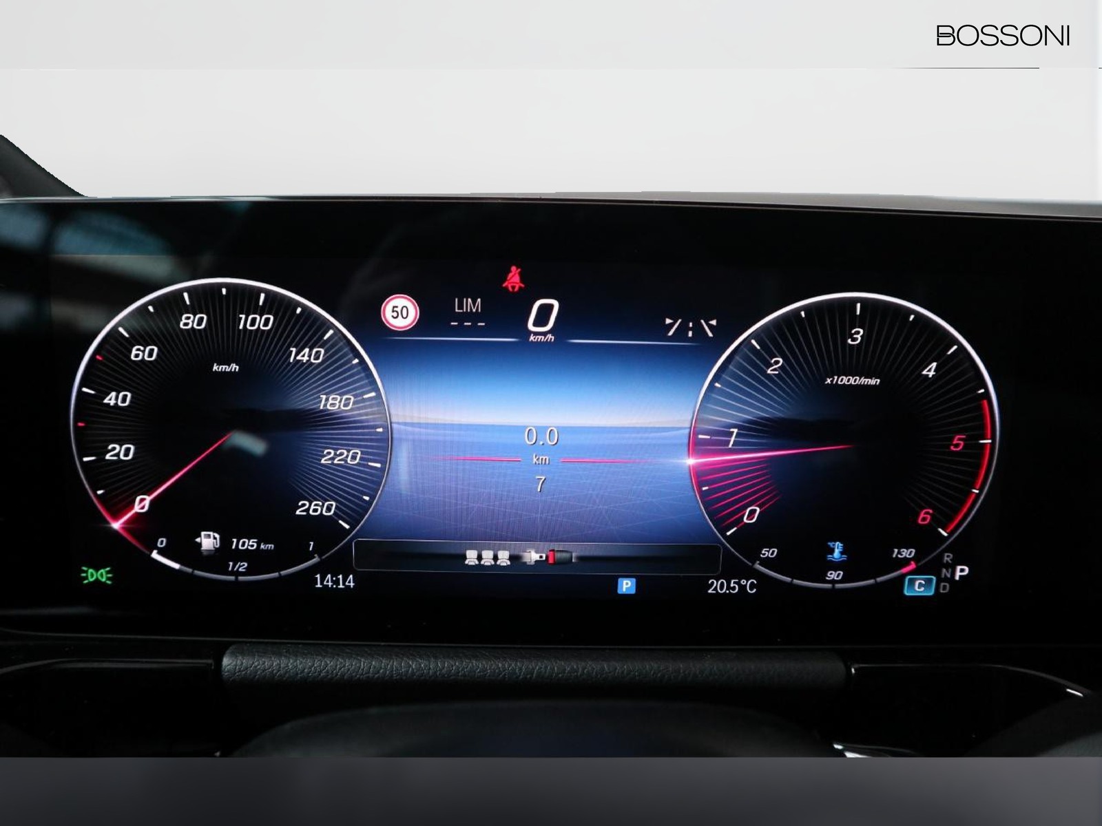 9 - Mercedes GLA 200 d amg line premium 4matic 8g-dct