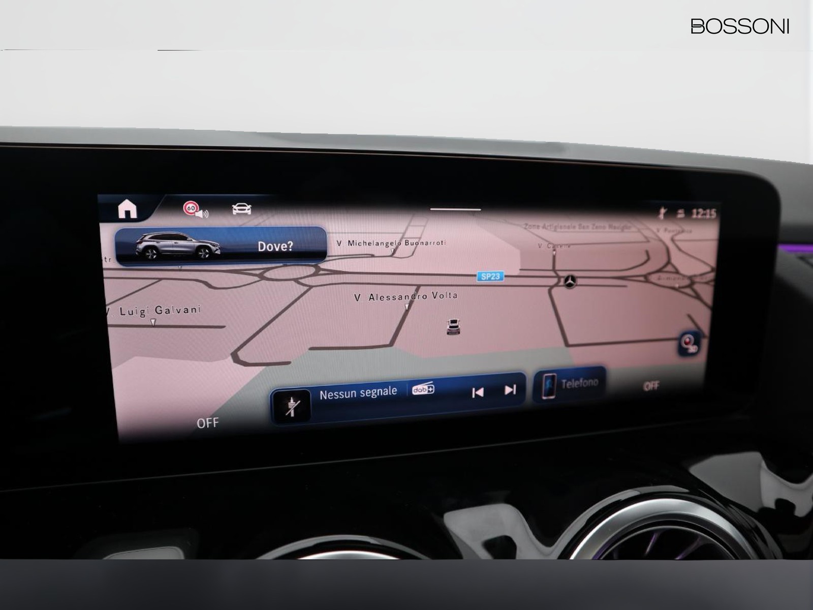 10 - Mercedes GLA 200 d amg line premium 8g-dct