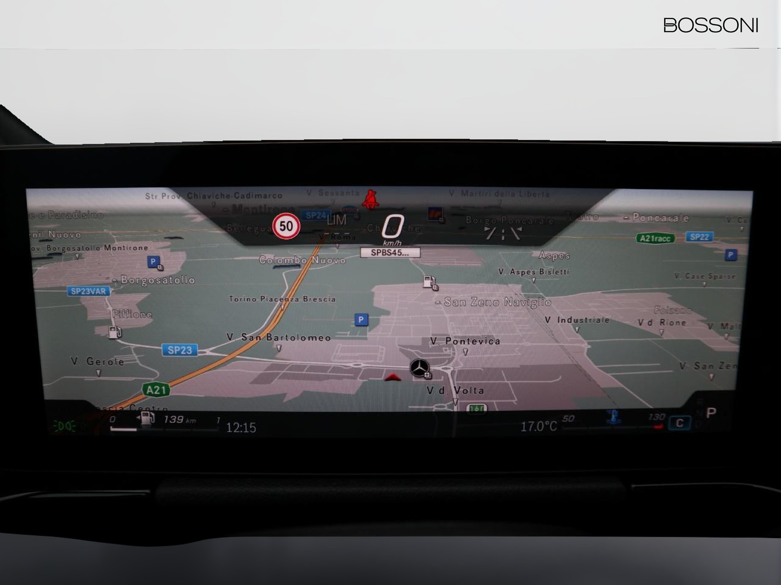 16 - Mercedes GLA 200 d amg line premium 8g-dct