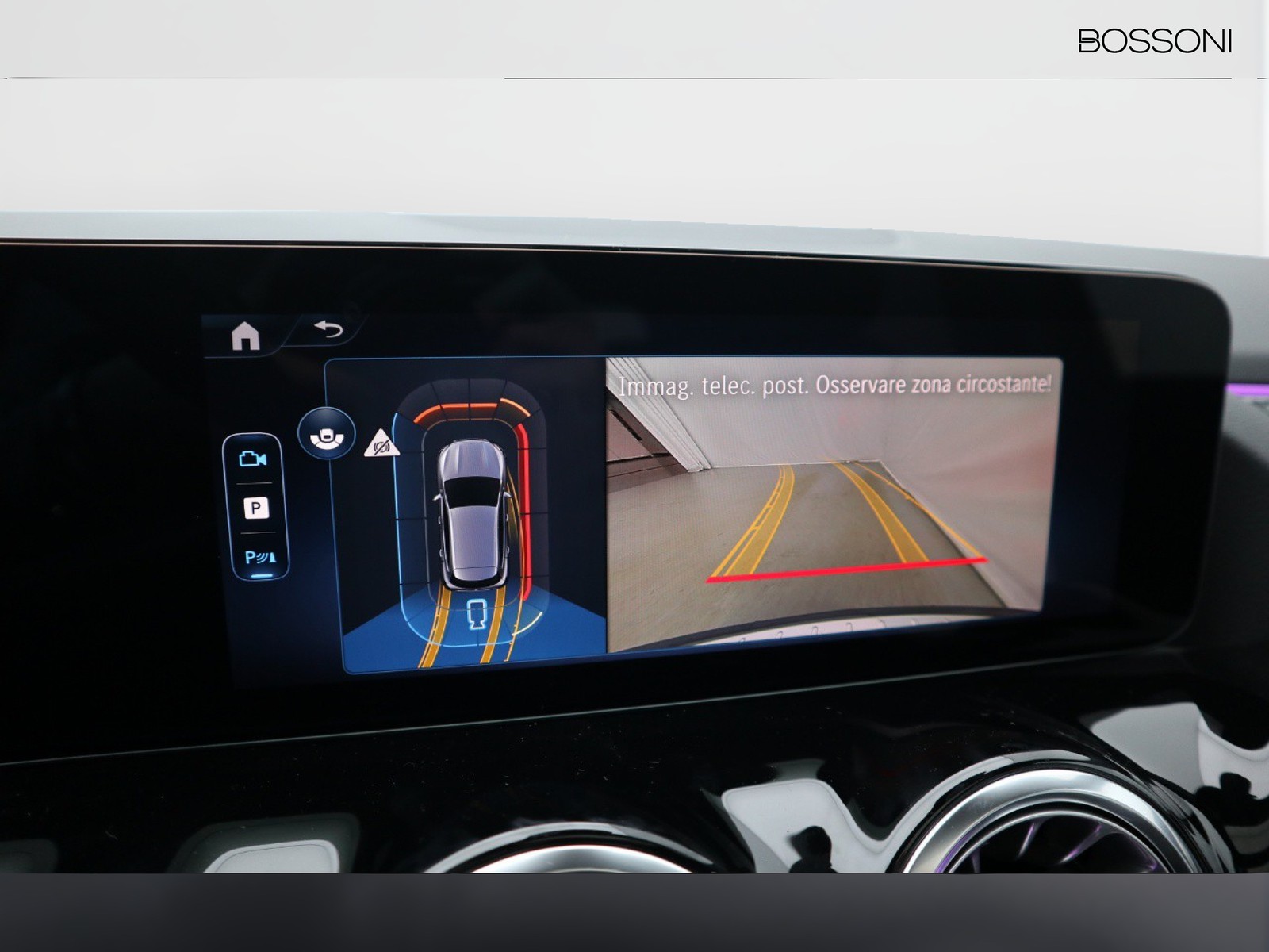 11 - Mercedes GLA 200 d amg line premium 8g-dct