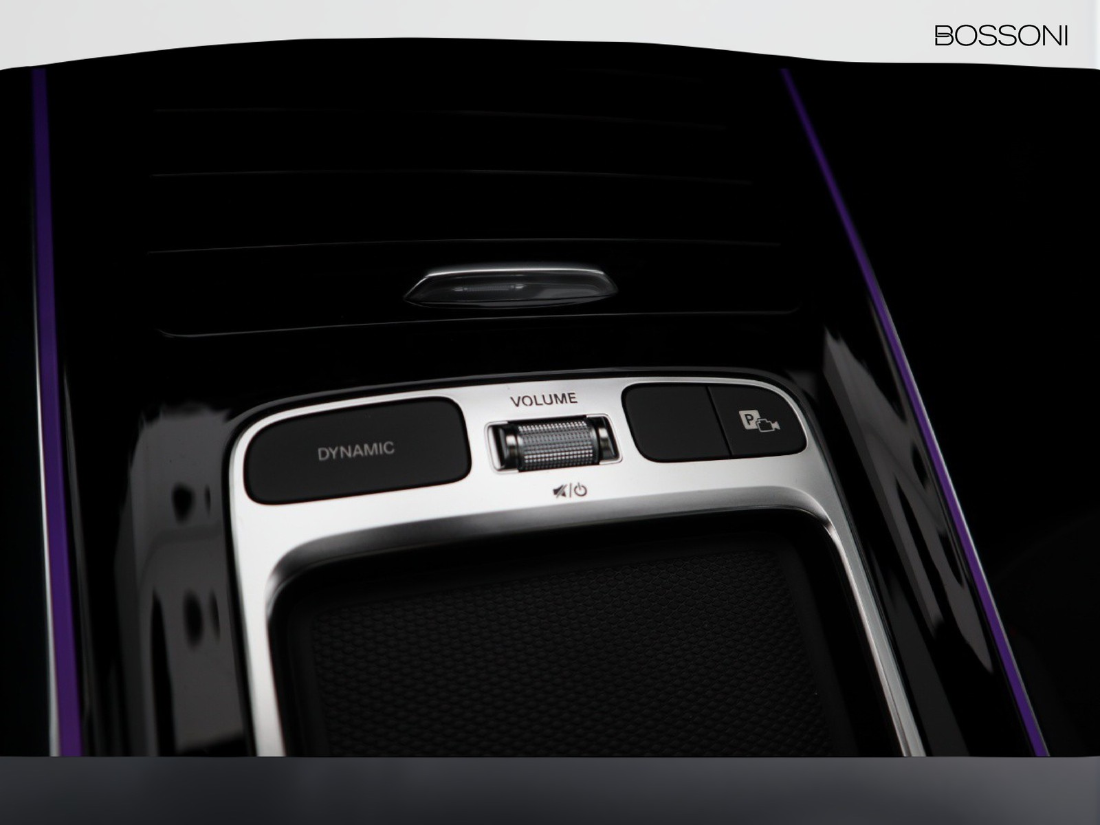 14 - Mercedes GLA 200 d amg line premium 8g-dct