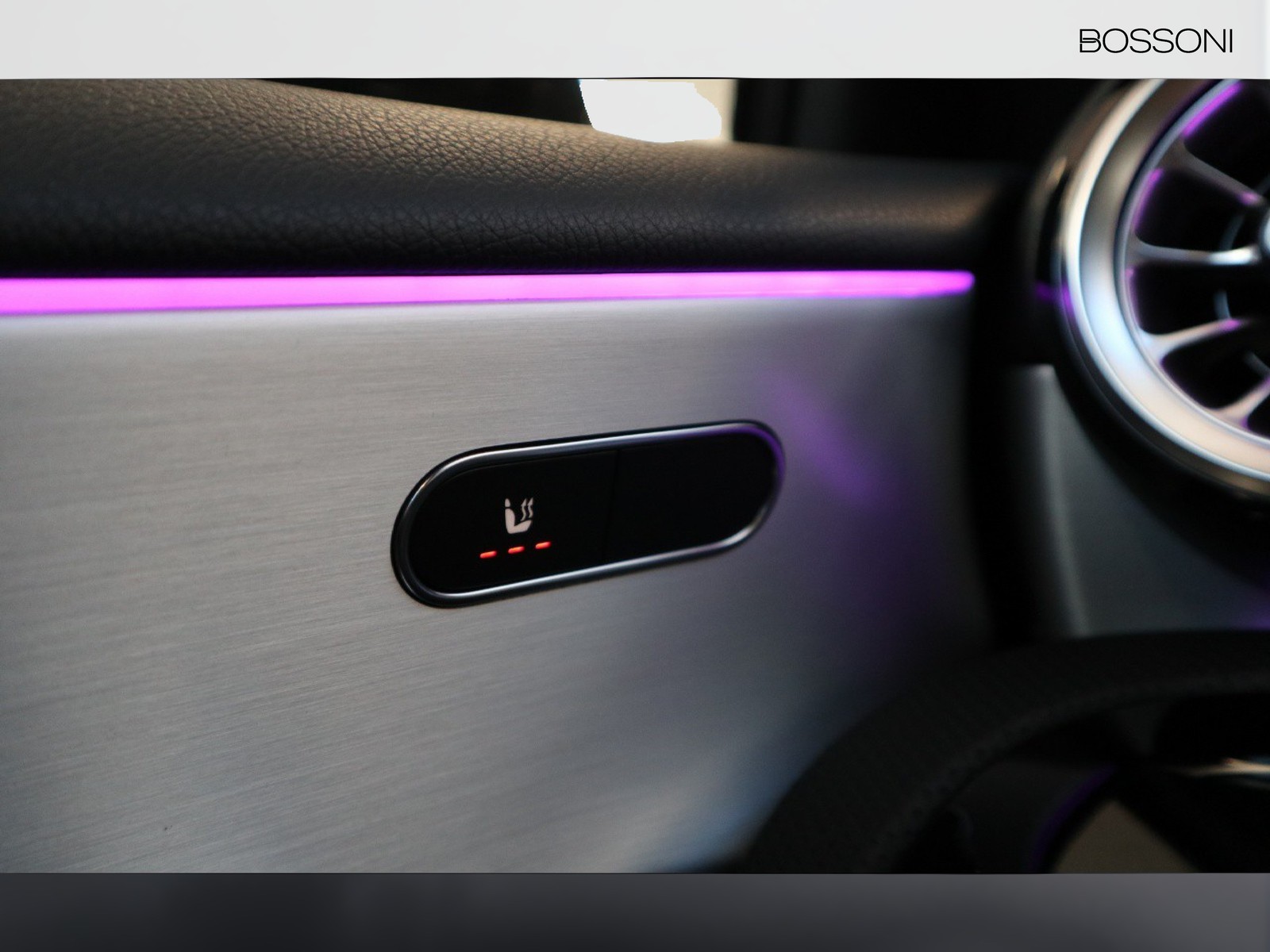 15 - Mercedes Classe A 250 e plug-in-hybrid amg line premium speedshift dct amg 8g