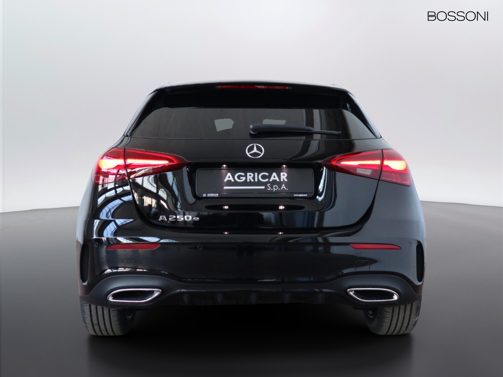 6 - Mercedes Classe A 250 e plug-in-hybrid amg line advanced plus speedshift dct amg 8g