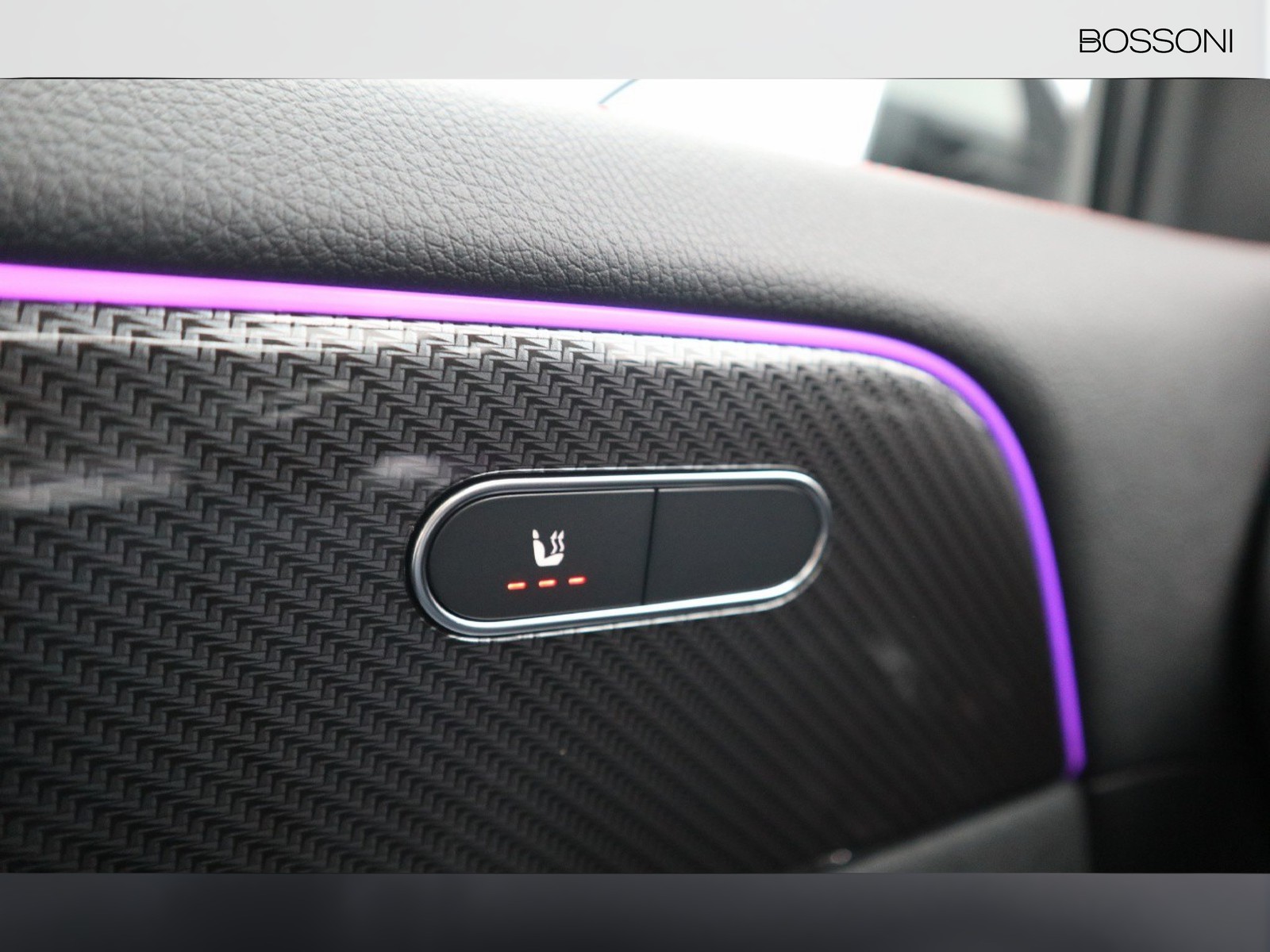 15 - Mercedes GLA 220 d amg line premium 4matic 8g-dct