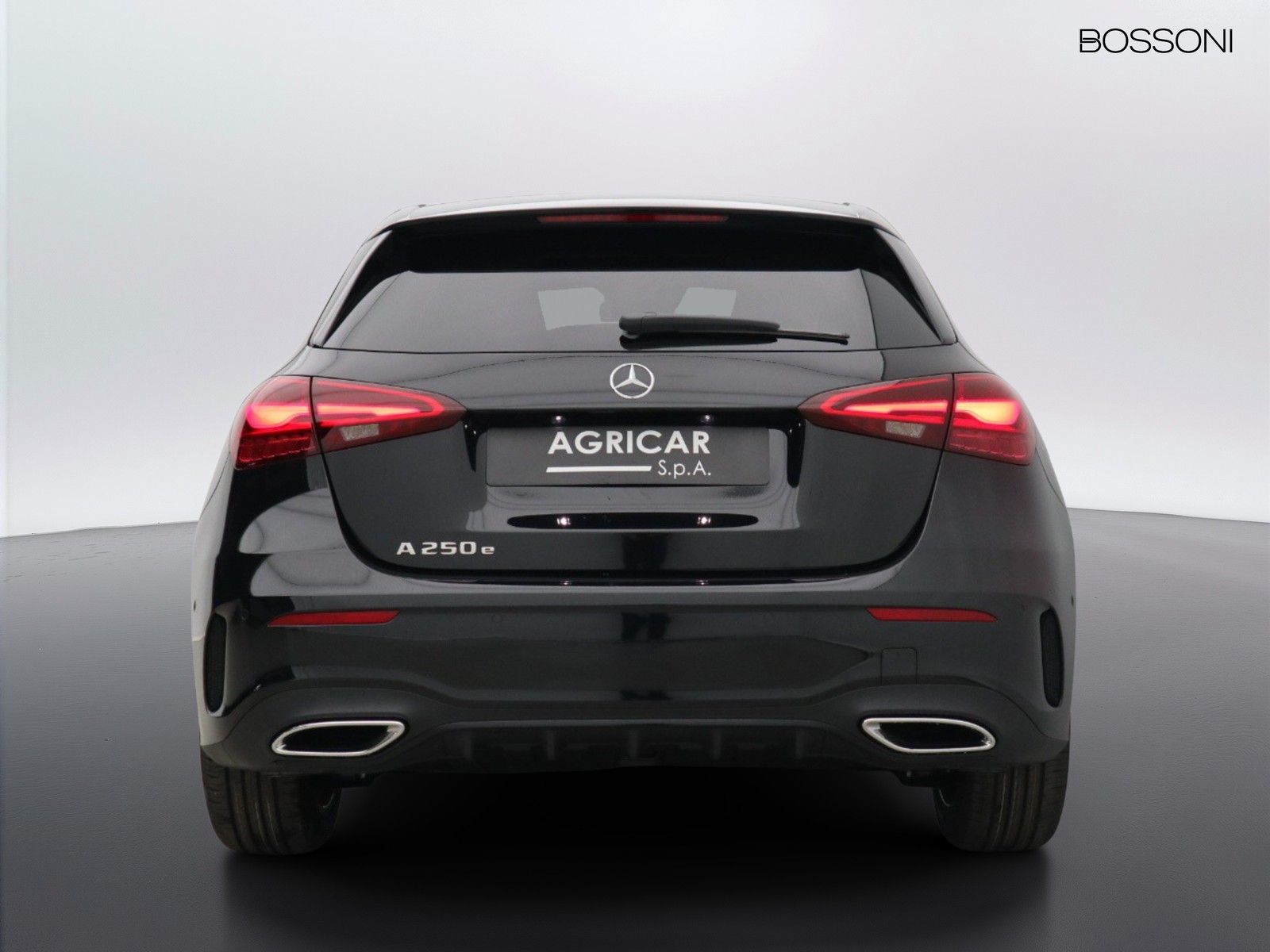 6 - Mercedes Classe A 250 e plug-in-hybrid amg line premium speedshift dct amg 8g