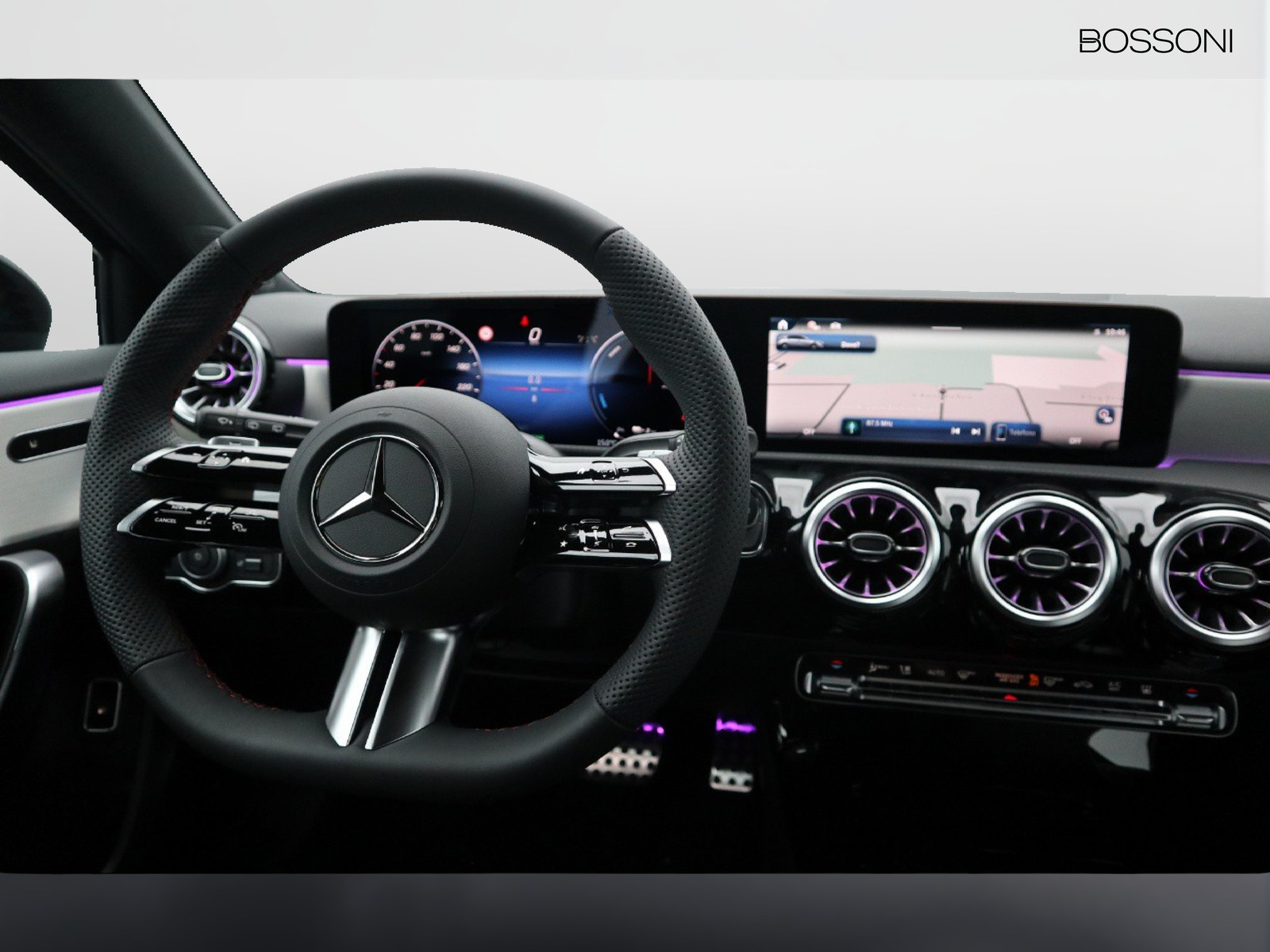 12 - Mercedes Classe A 250 e plug-in-hybrid amg line premium speedshift dct amg 8g