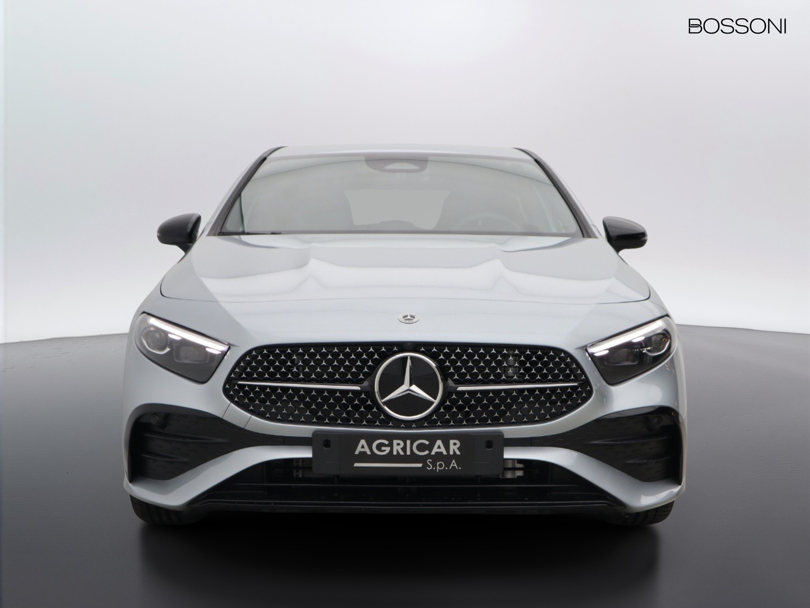 2 - Mercedes Classe A 180 d amg line premium speedshift dct amg 8g