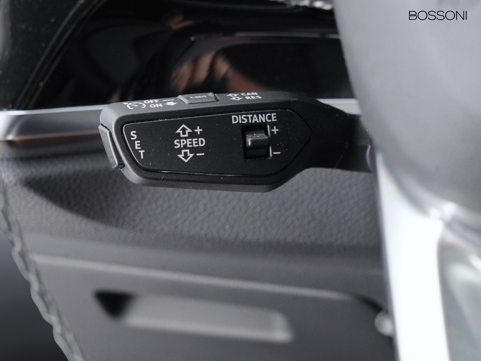 24 - Audi Q3 sportback 40 2.0 tdi 193cv s line edition quattro s tronic