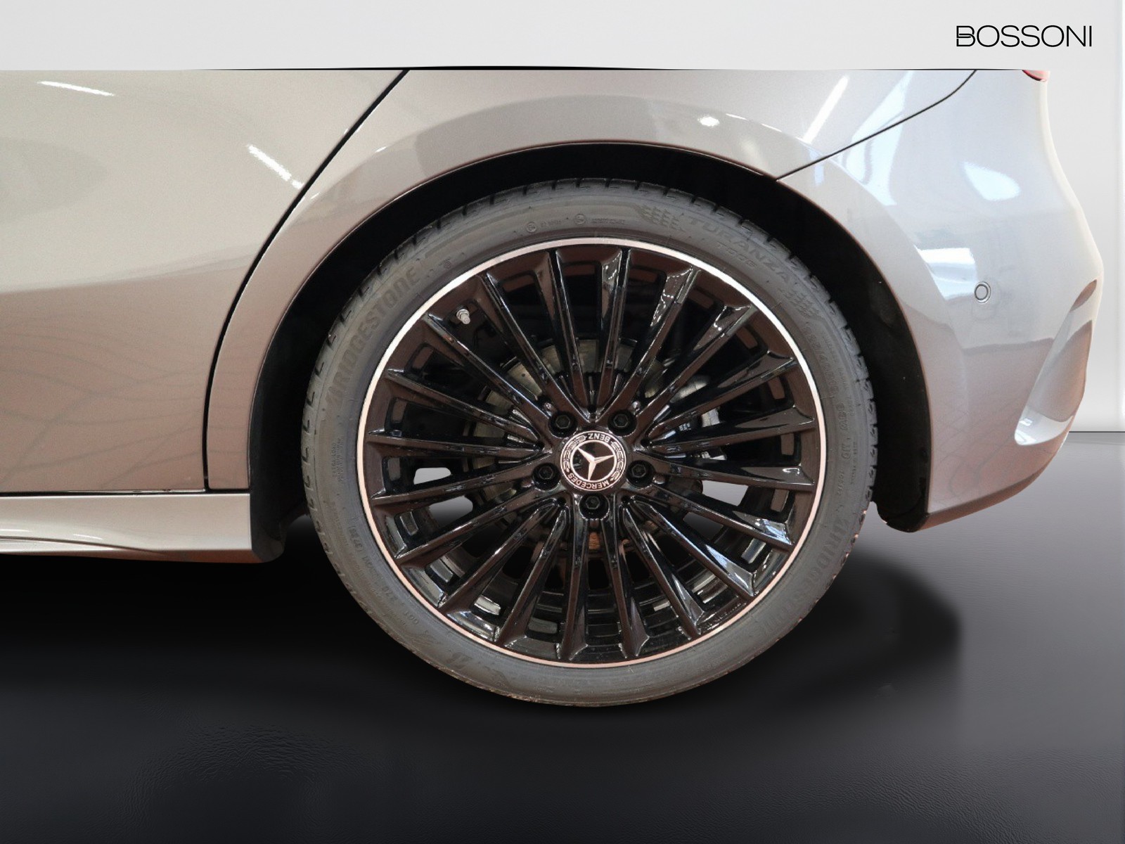 4 - Mercedes Classe A 200 d amg line premium speedshift dct amg 8g