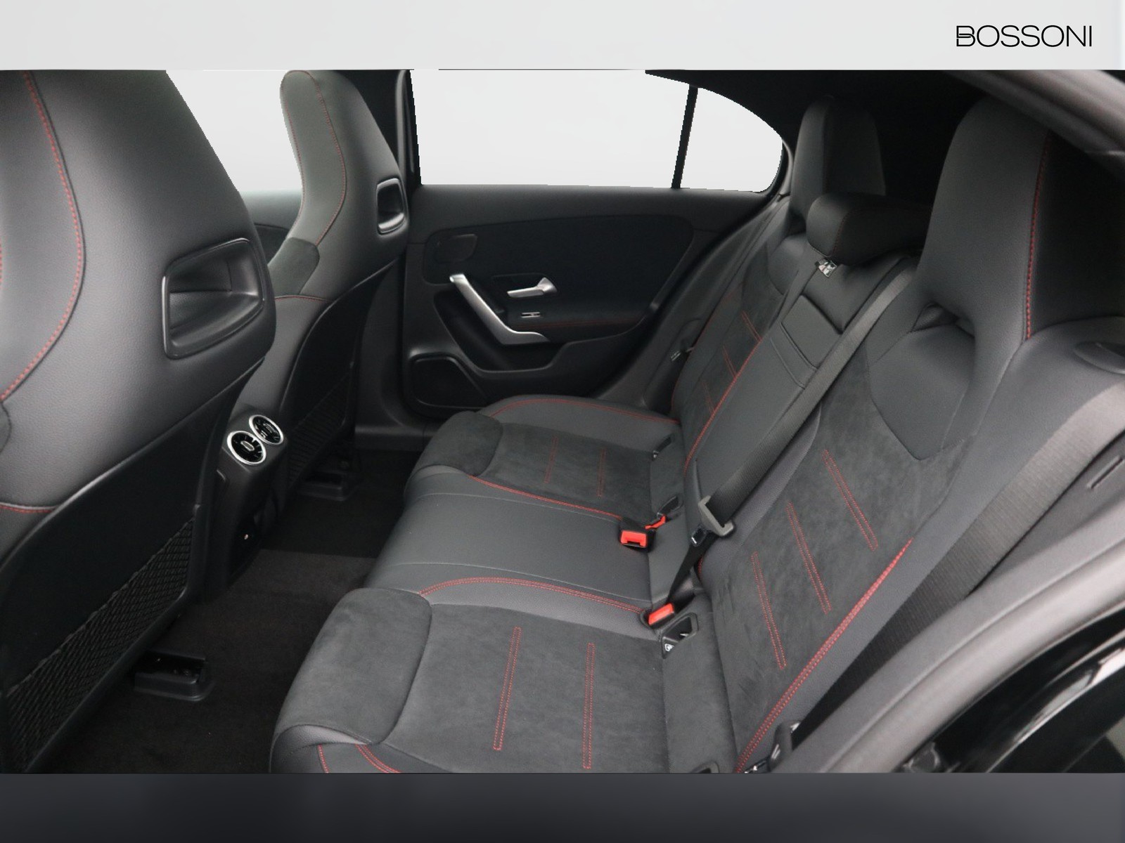 8 - Mercedes Classe A 180 d amg line premium speedshift dct amg 8g