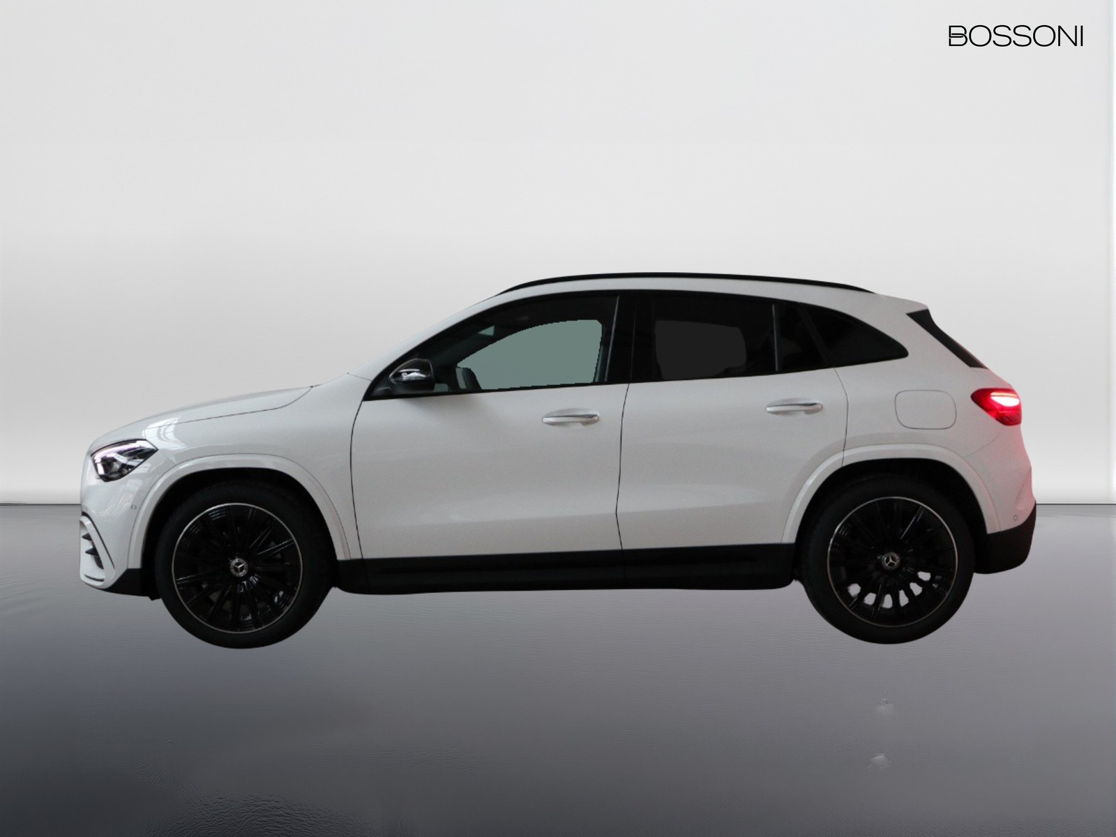 3 - Mercedes GLA 200 d amg line premium 4matic 8g-dct