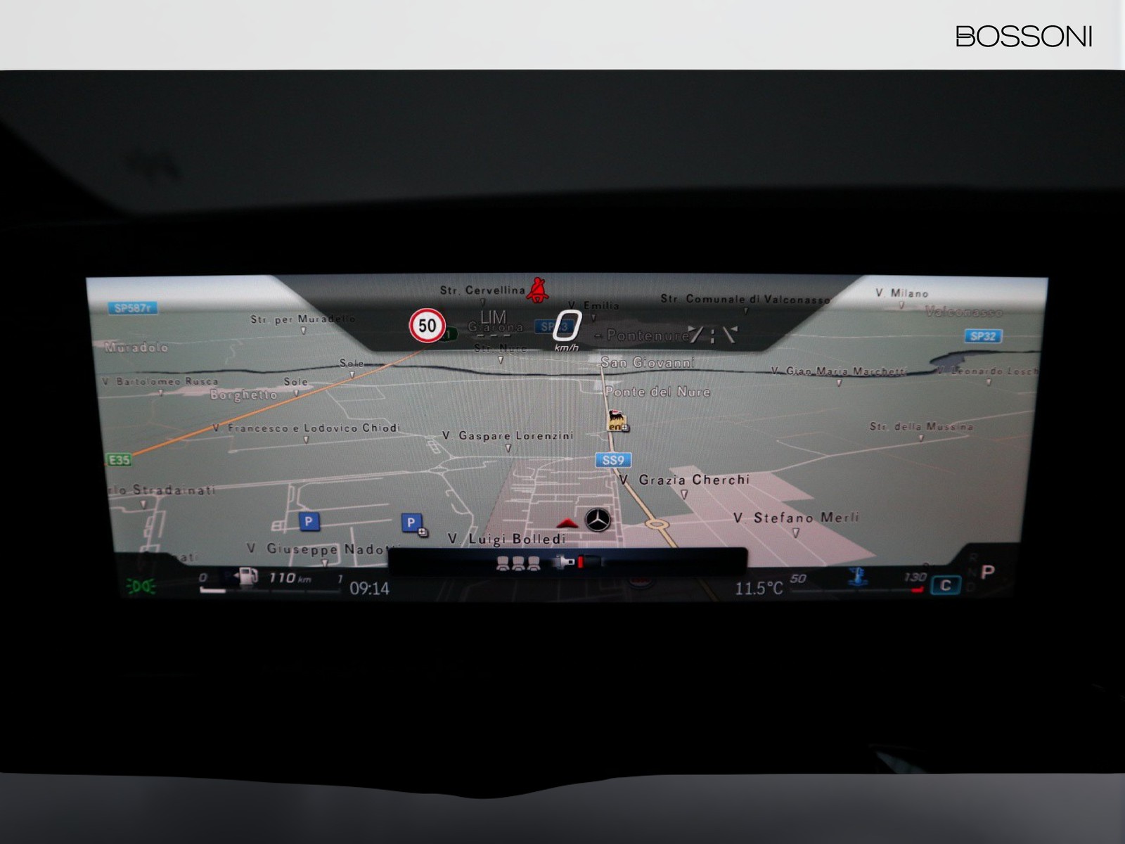 16 - Mercedes GLA 200 d amg line premium 4matic 8g-dct