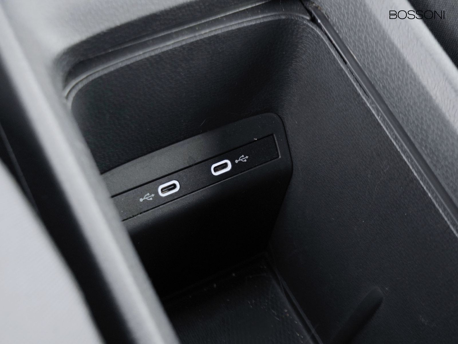 24 - Volkswagen ID.3 58 kwh life