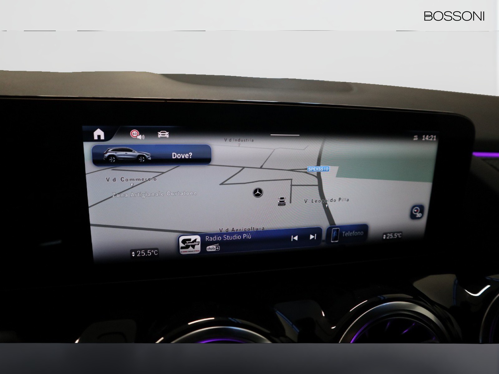 10 - Mercedes GLA 200 d amg line premium 4matic 8g-dct