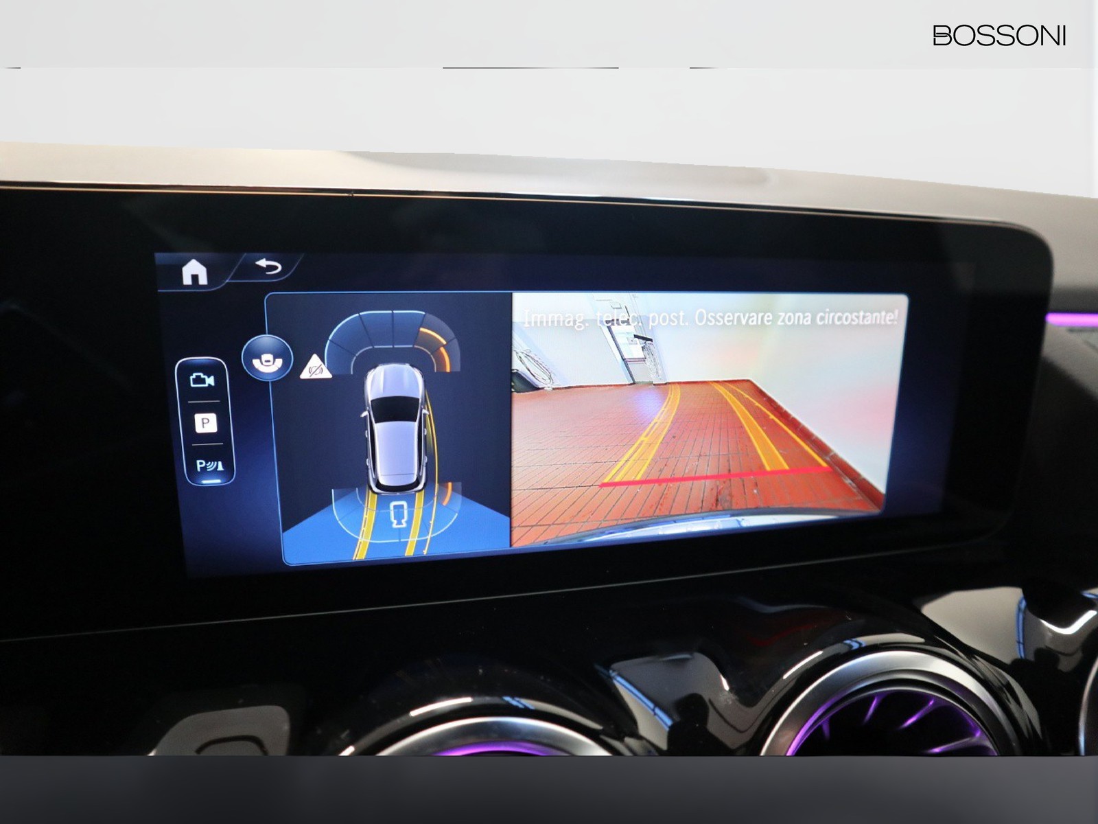 11 - Mercedes GLA 200 d amg line premium 4matic 8g-dct