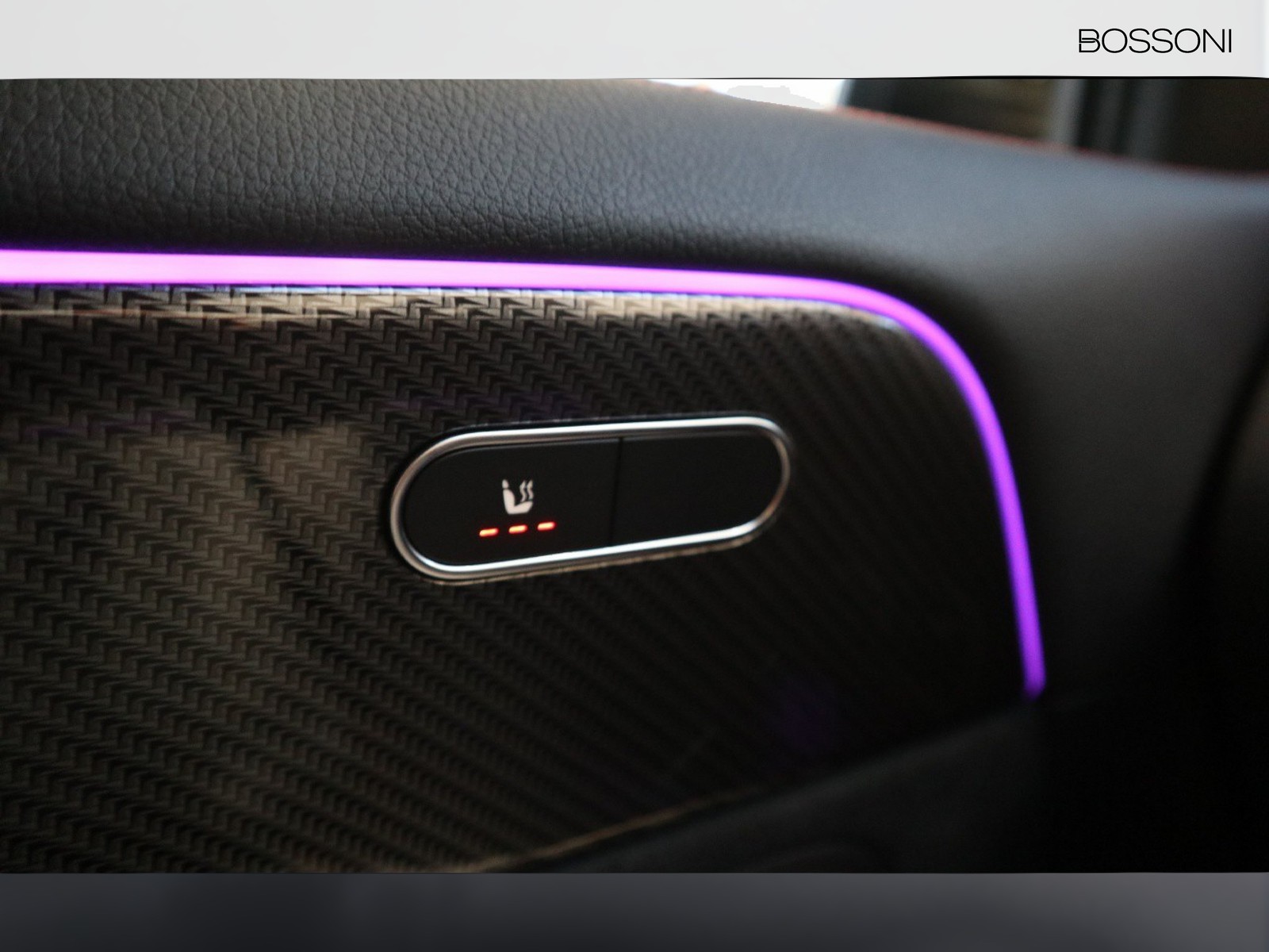 15 - Mercedes GLA 200 d amg line premium 4matic 8g-dct