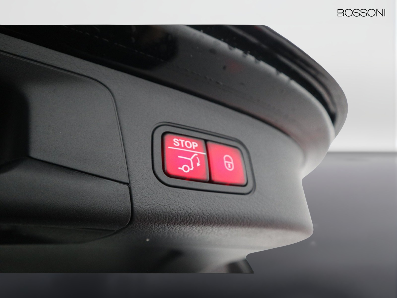 18 - Mercedes GLA 200 d amg line premium 4matic 8g-dct