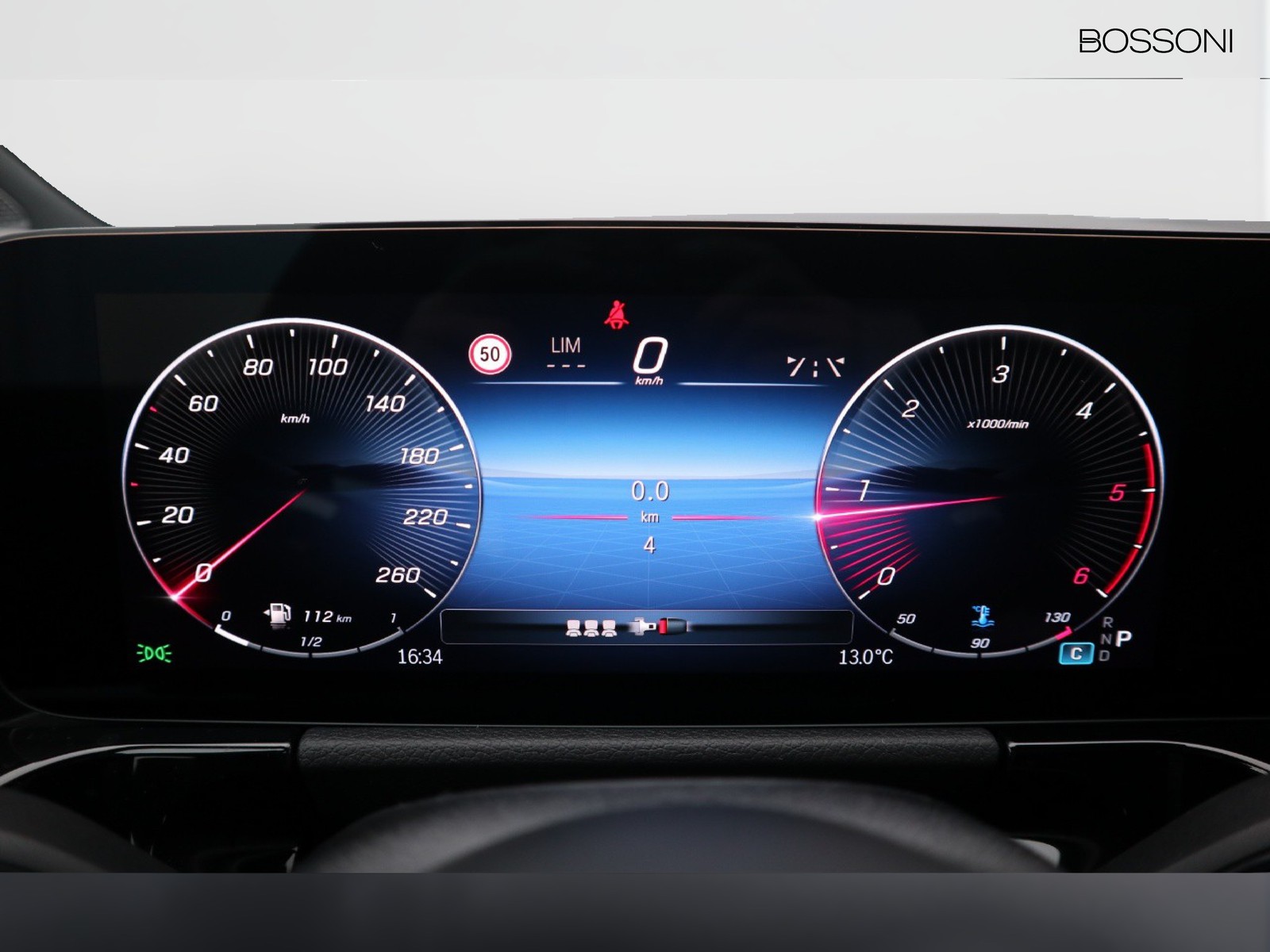 9 - Mercedes GLA 200 d amg line premium 4matic 8g-dct