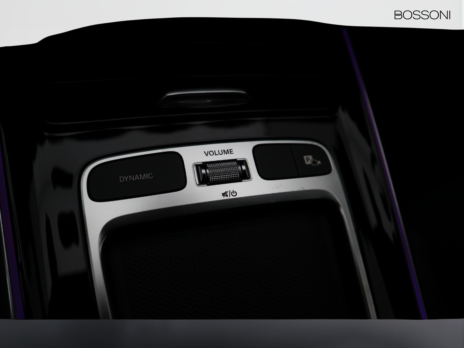 14 - Mercedes GLA 200 d amg line premium 4matic 8g-dct