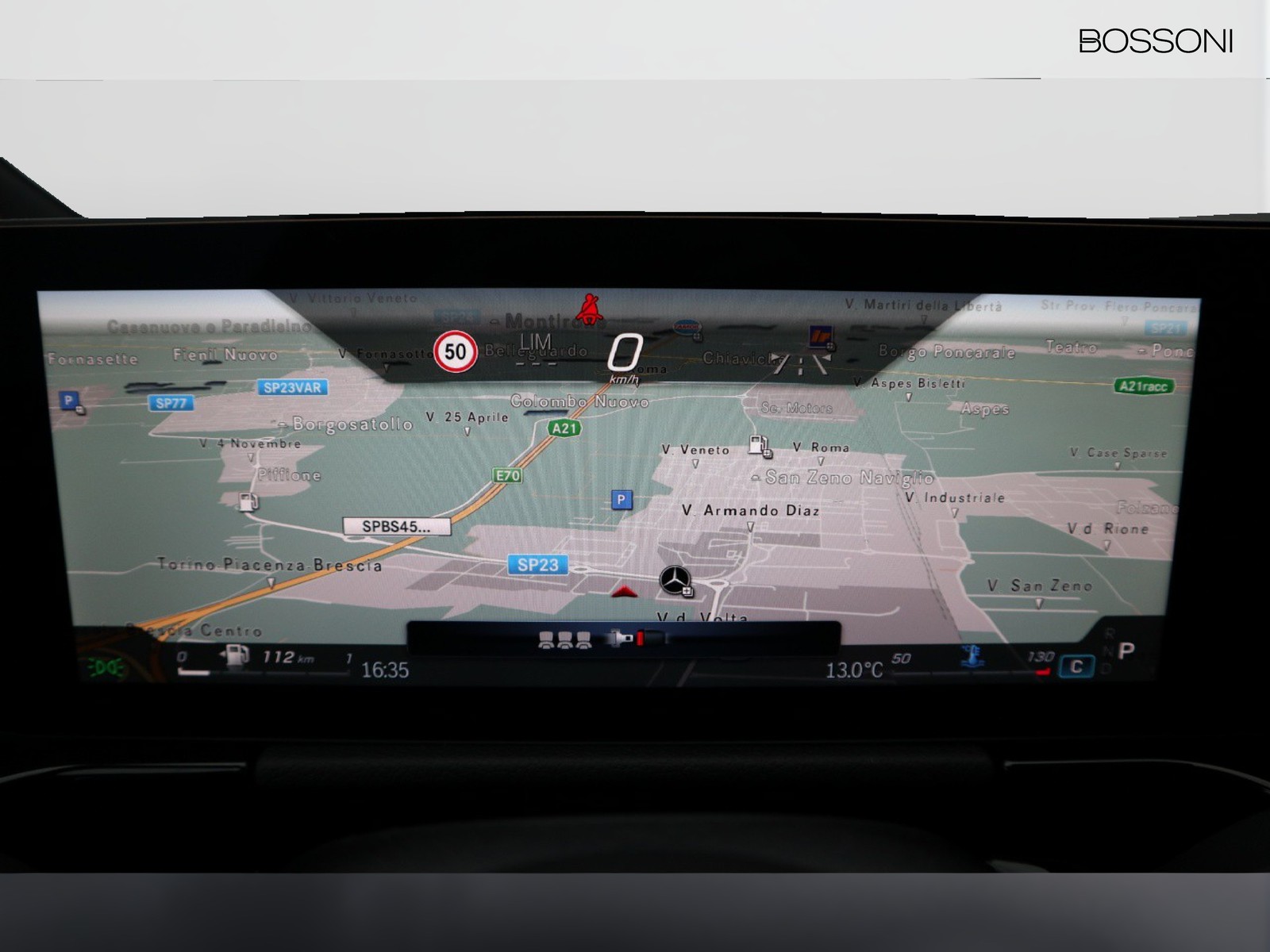 16 - Mercedes GLA 200 d amg line premium 4matic 8g-dct