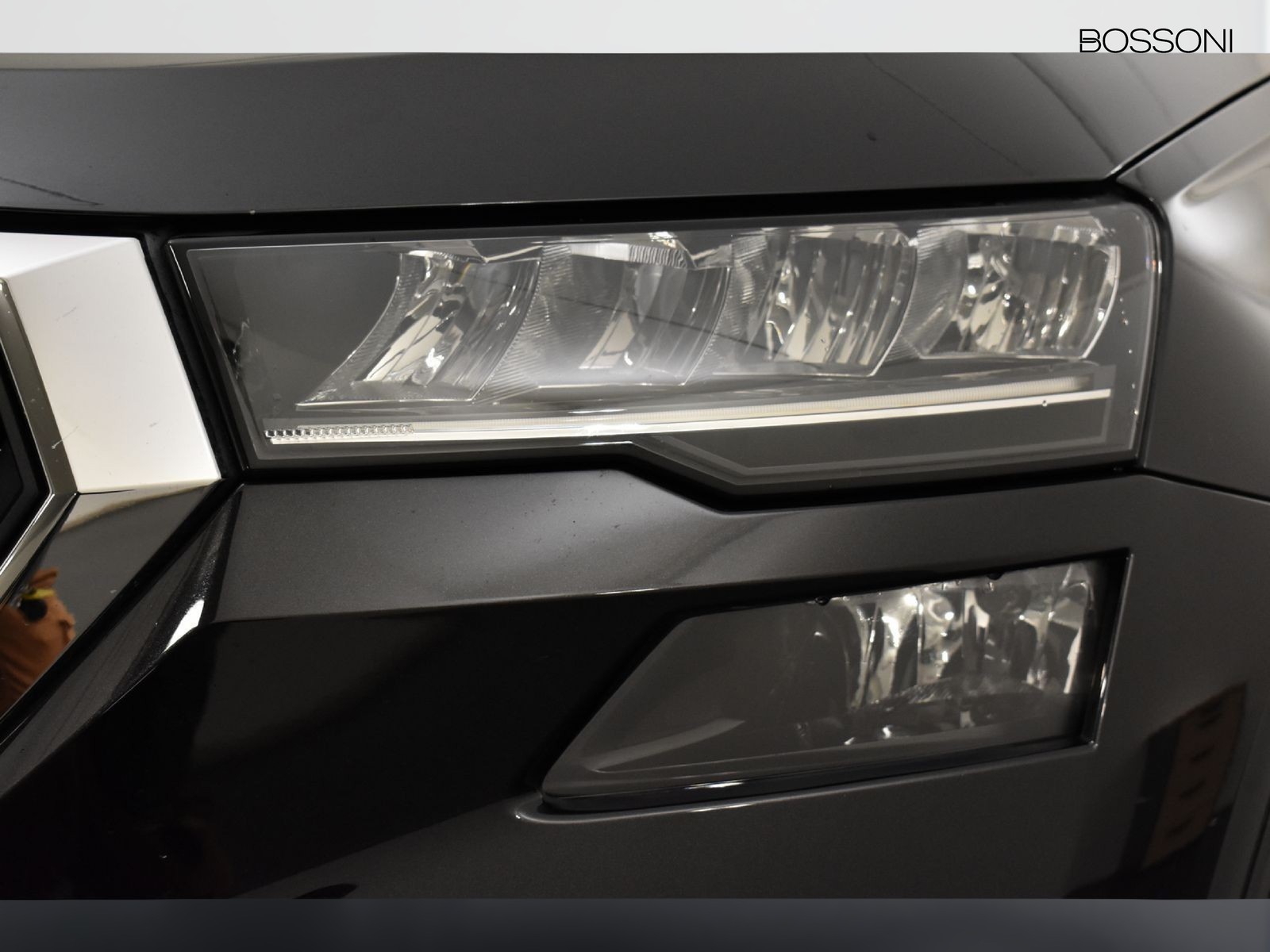 14 - Skoda Karoq 2.0 tdi evo scr 115cv executive dsg