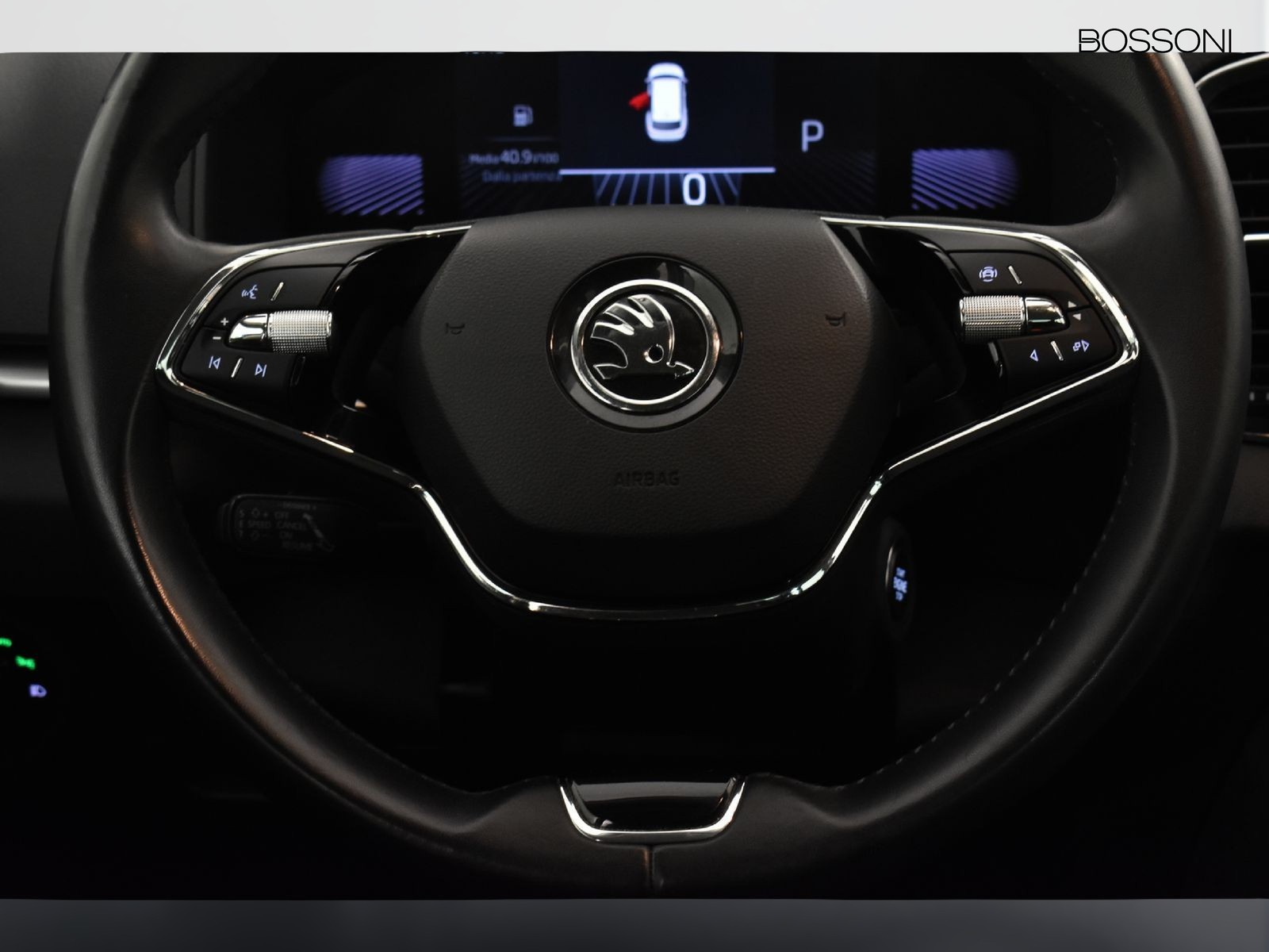 15 - Skoda Karoq 2.0 tdi evo scr 115cv executive dsg