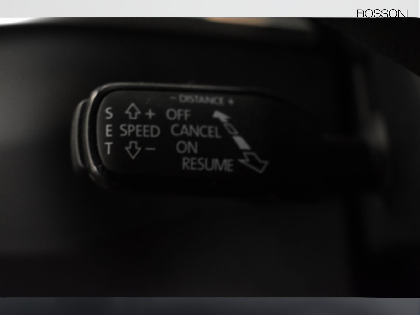 18 - Skoda Karoq 2.0 tdi evo scr 115cv executive dsg