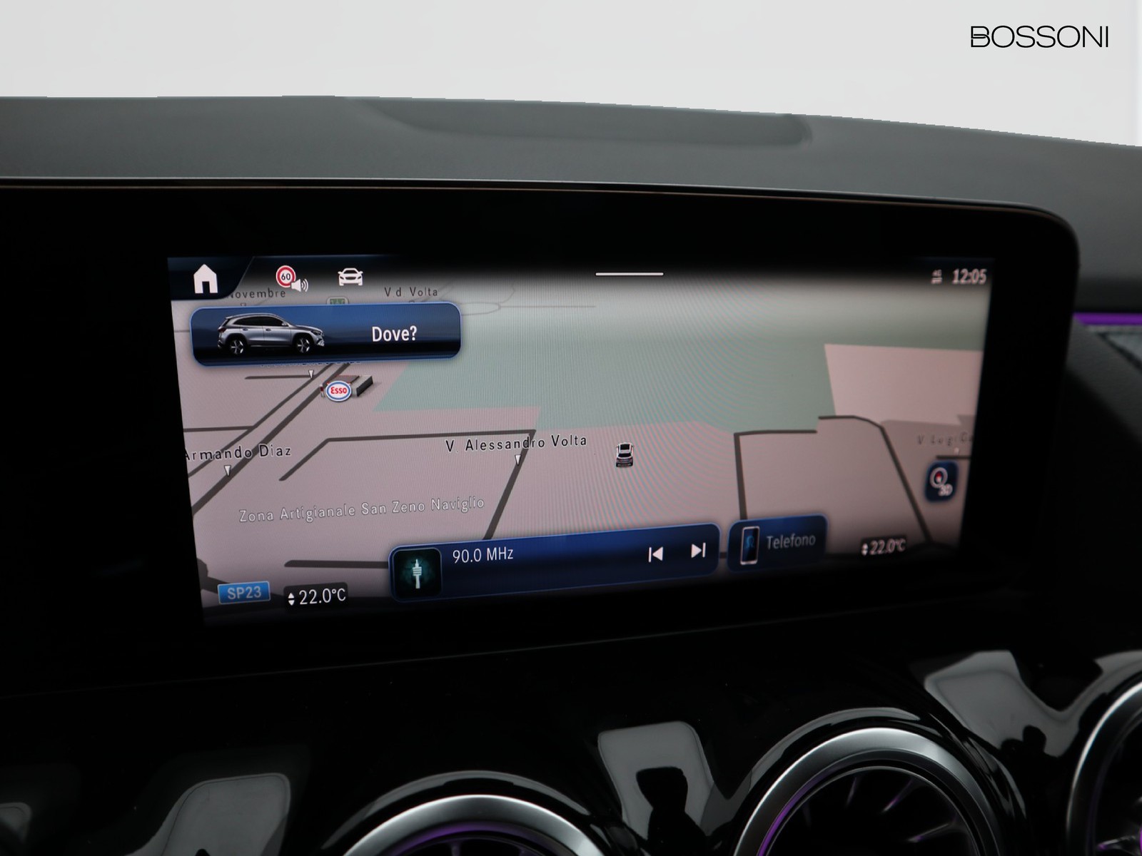 8 - Mercedes GLA 200 d amg line premium 8g-dct