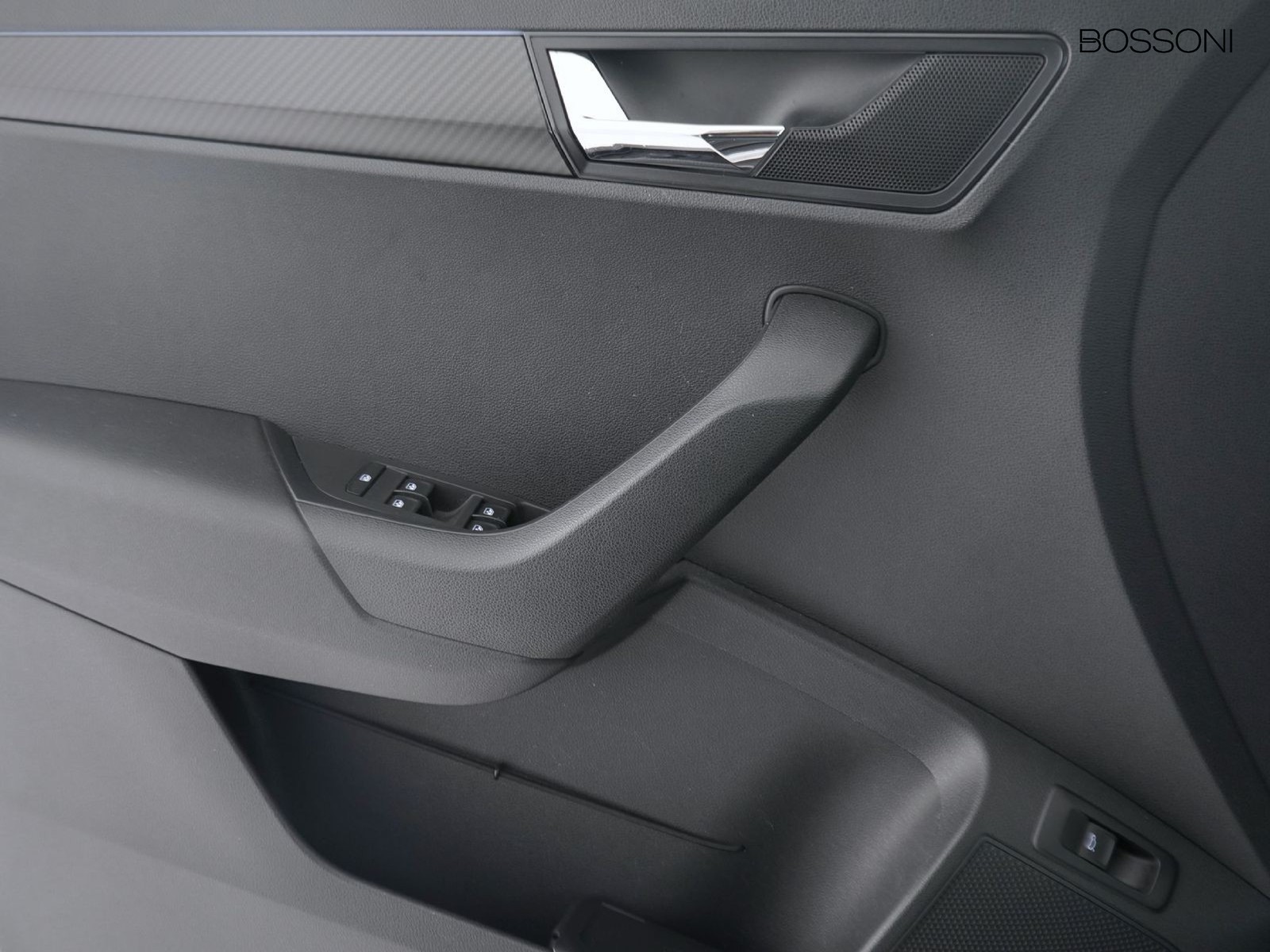 17 - Skoda Karoq 1.5 tsi act sportline dsg