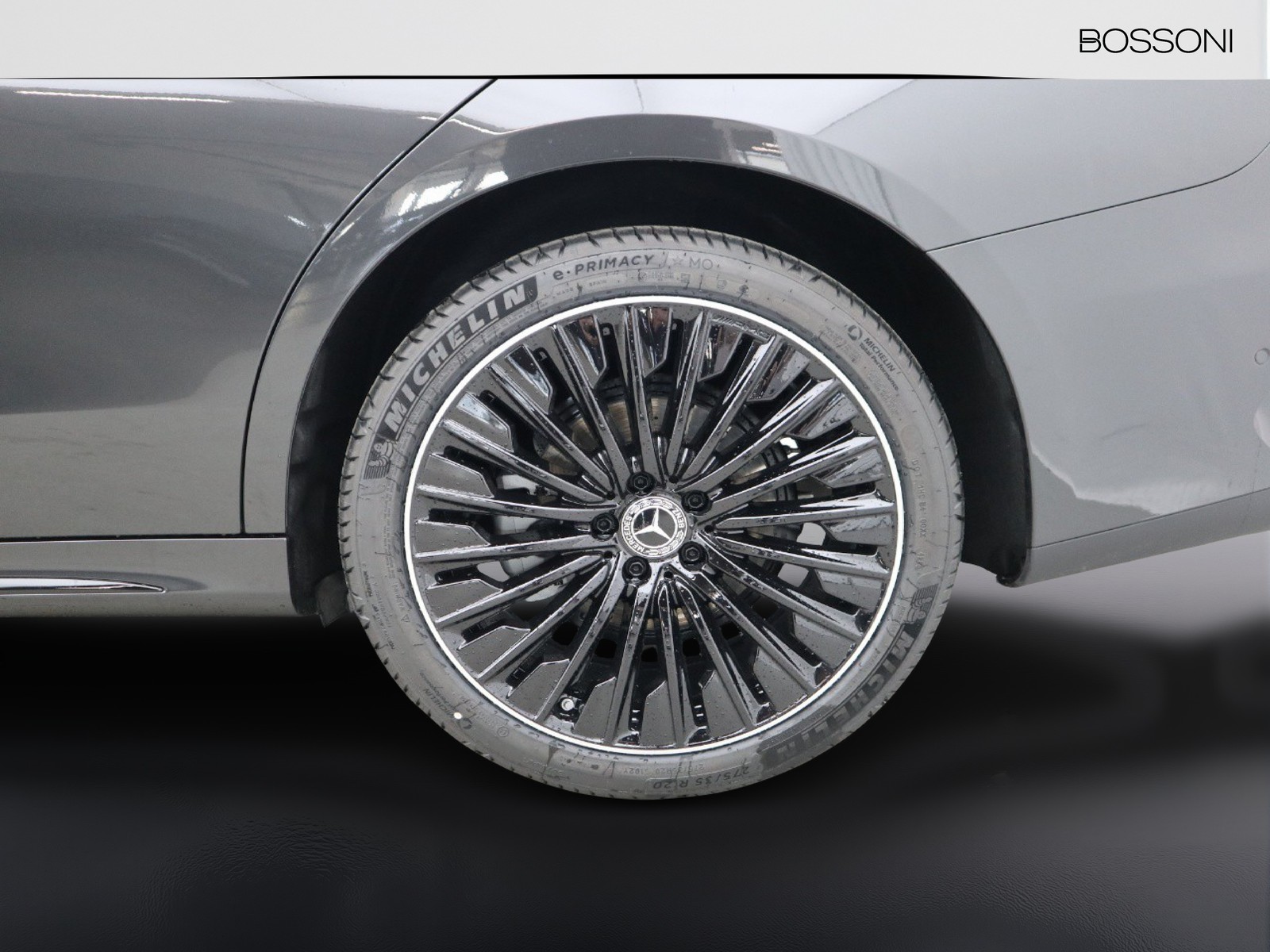 4 - Mercedes Classe E station wagon 220 d amg line premium 4matic 9g-tronic