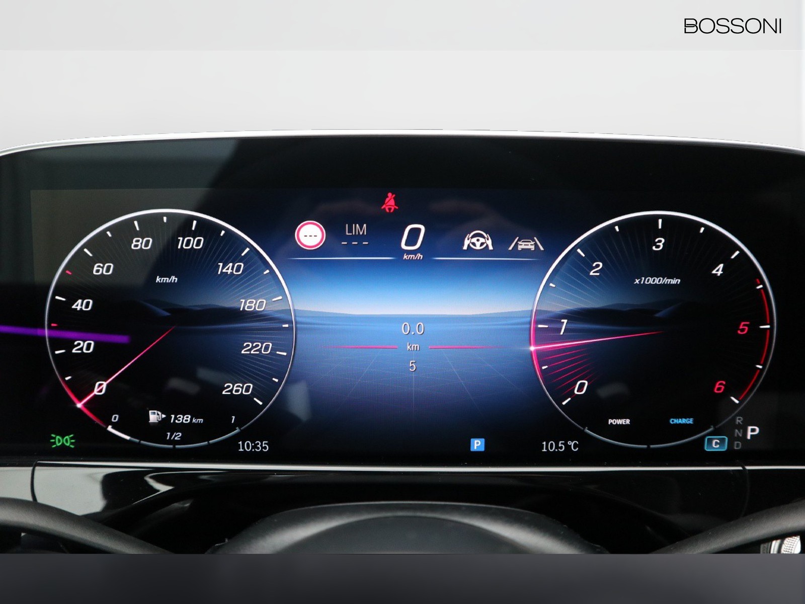 9 - Mercedes Classe E station wagon 220 d amg line premium 4matic 9g-tronic