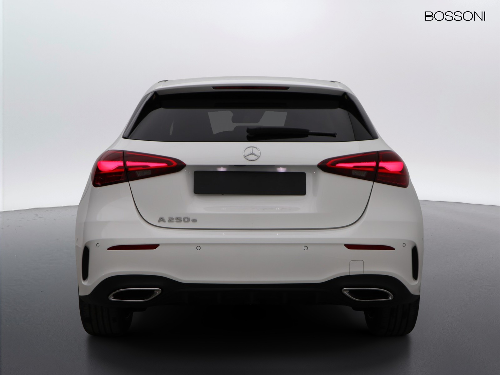 6 - Mercedes Classe A 250 e plug-in-hybrid amg line extra speedshift dct amg 8g