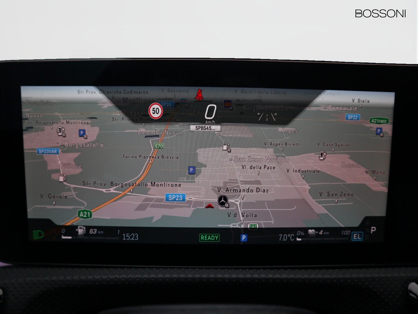 16 - Mercedes Classe A 250 e plug-in-hybrid amg line extra speedshift dct amg 8g