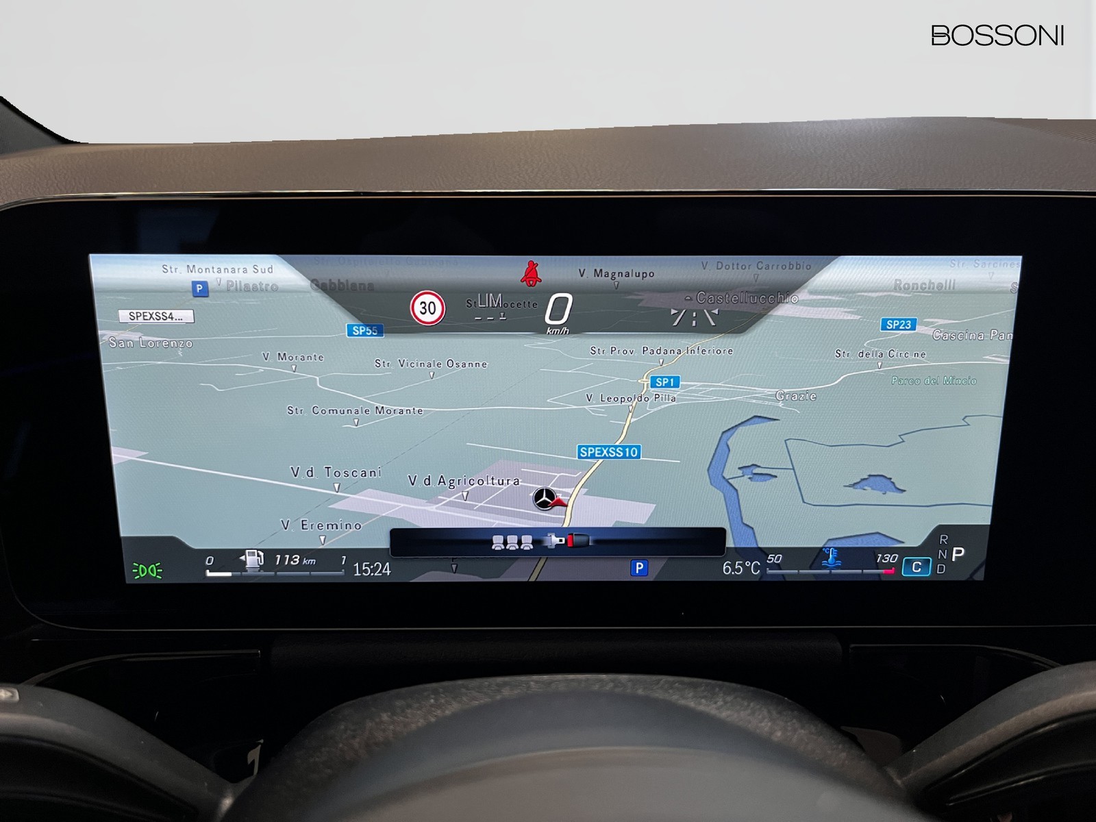 16 - Mercedes GLA 200 d amg line premium 4matic 8g-dct