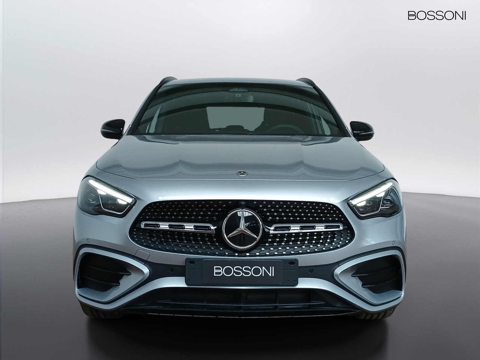 2 - Mercedes GLA 200 d amg line premium 4matic 8g-dct