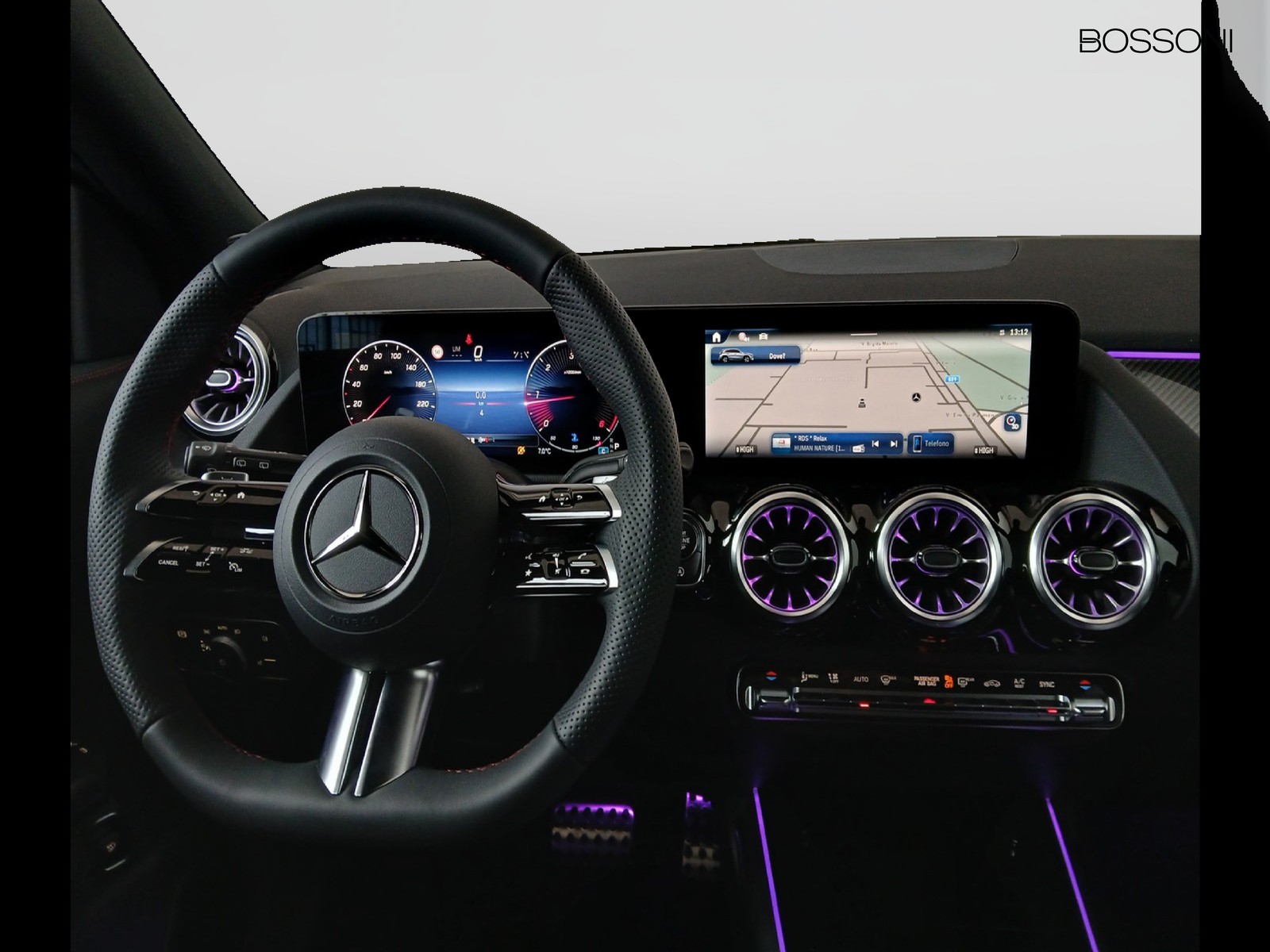 12 - Mercedes GLA 200 d amg line premium 4matic 8g-dct