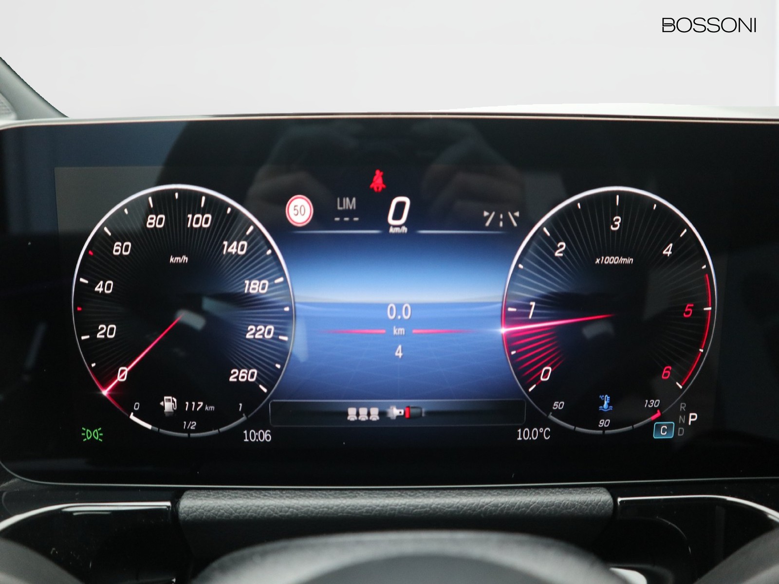 9 - Mercedes GLA 200 d amg line premium 4matic 8g-dct