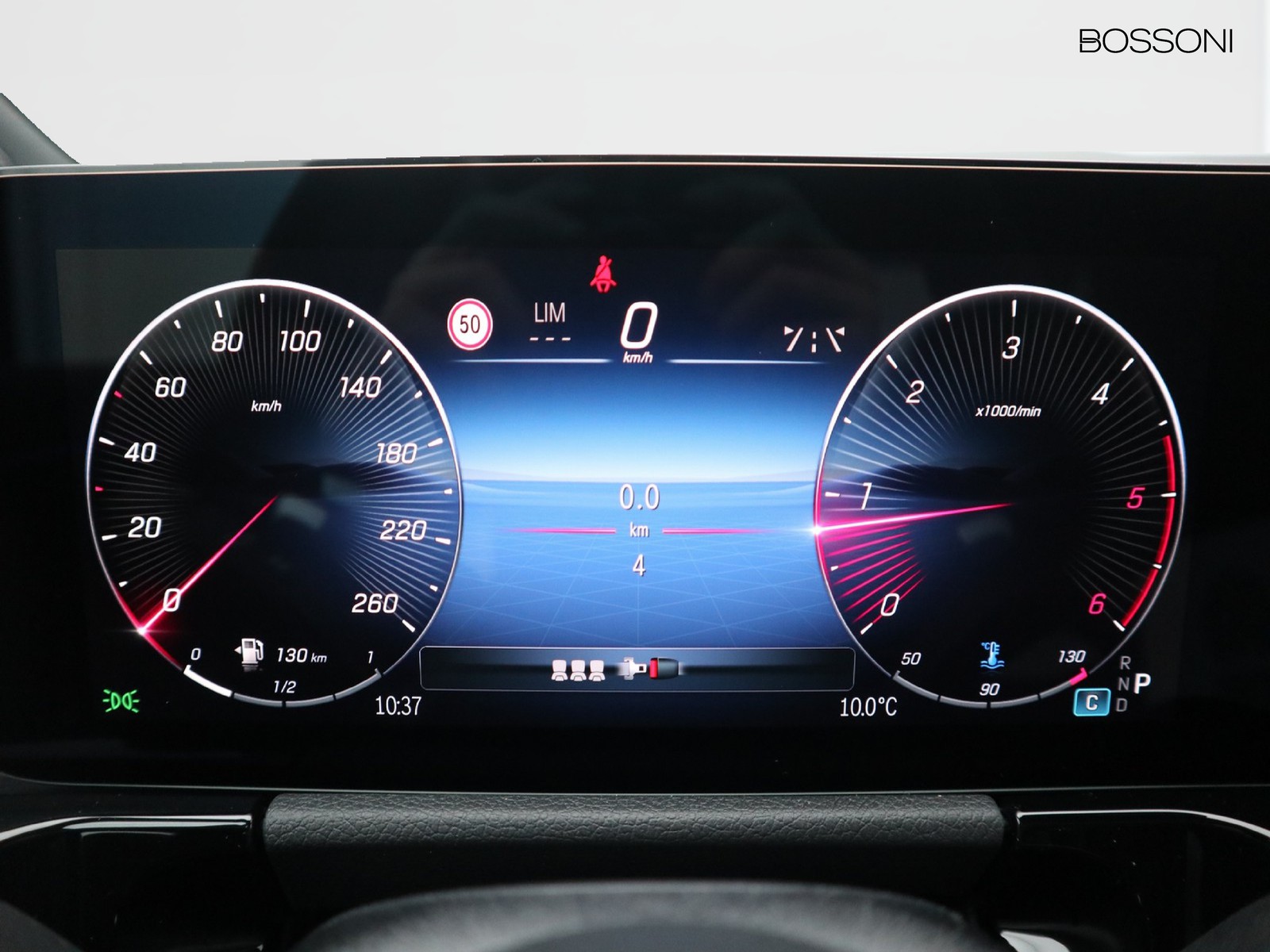 9 - Mercedes GLA 200 d amg line premium 8g-dct