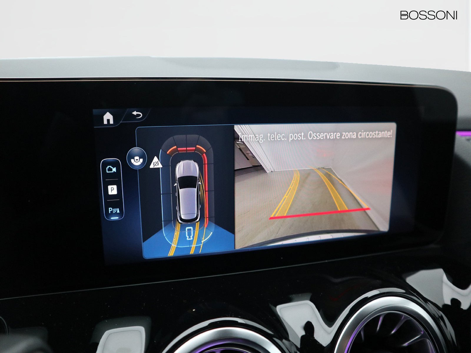 11 - Mercedes GLA 200 d amg line premium 8g-dct