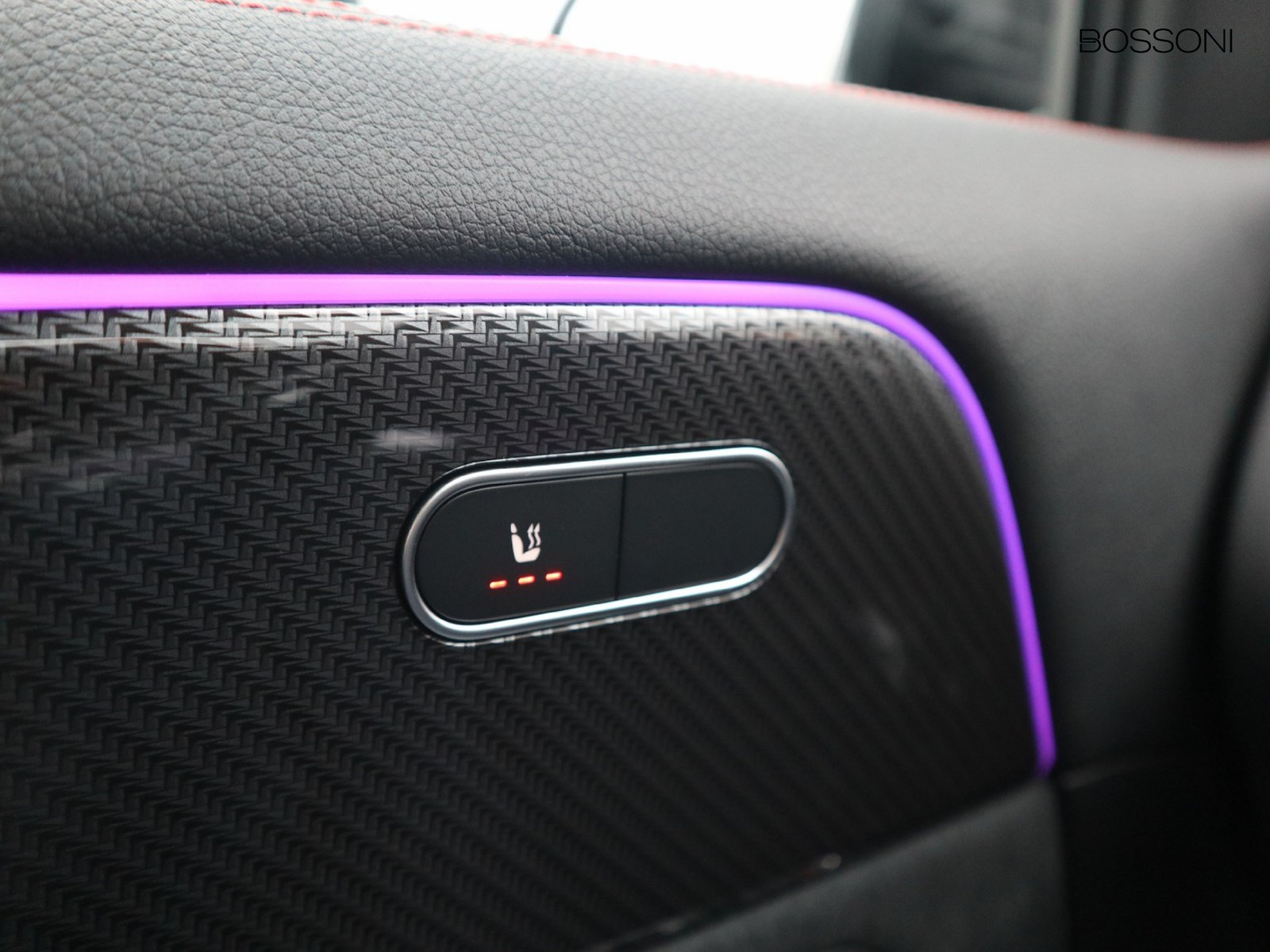 15 - Mercedes GLA 200 d amg line premium 8g-dct