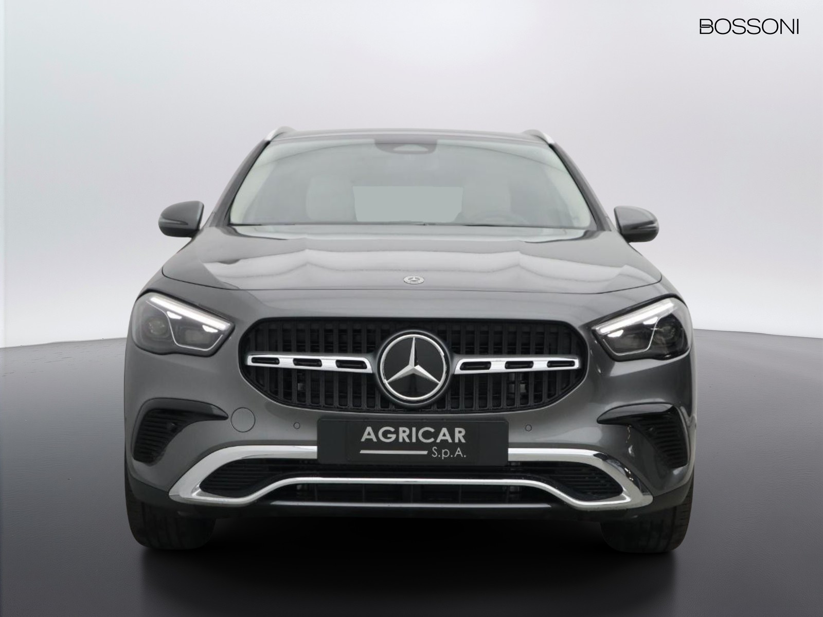 2 - Mercedes GLA 180 d progressive advanced 8g-dct