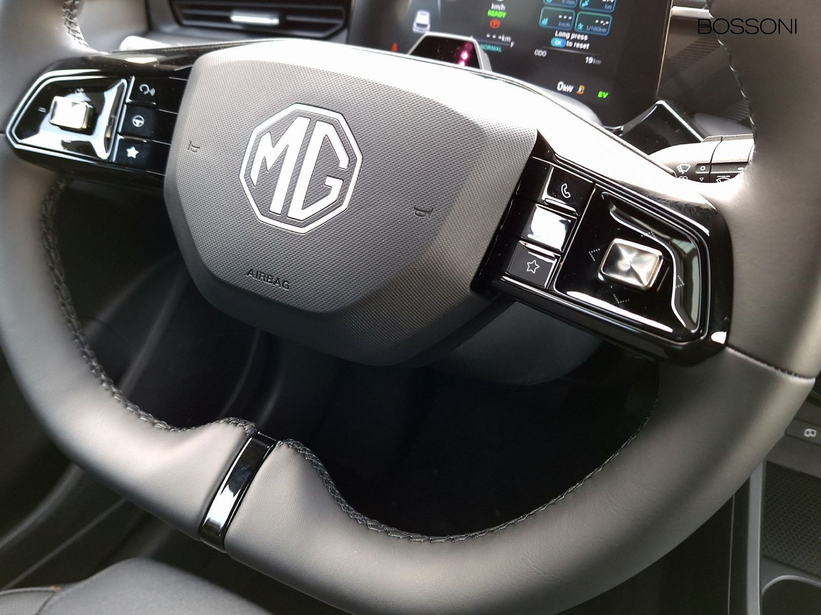 20 - Mg MG3 1.5 hybrid+ luxury