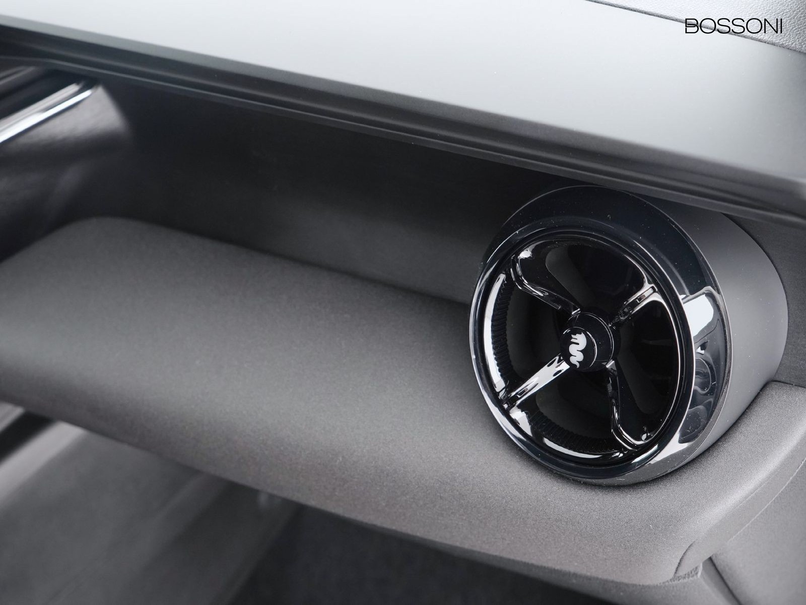 18 - Alfa Romeo Junior 1.2 hybrid 145cv ibrida edct6