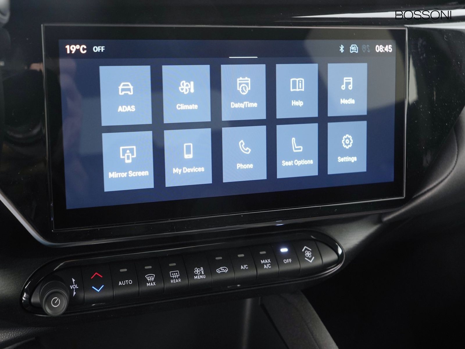 27 - Alfa Romeo Junior 1.2 hybrid 145cv ibrida edct6