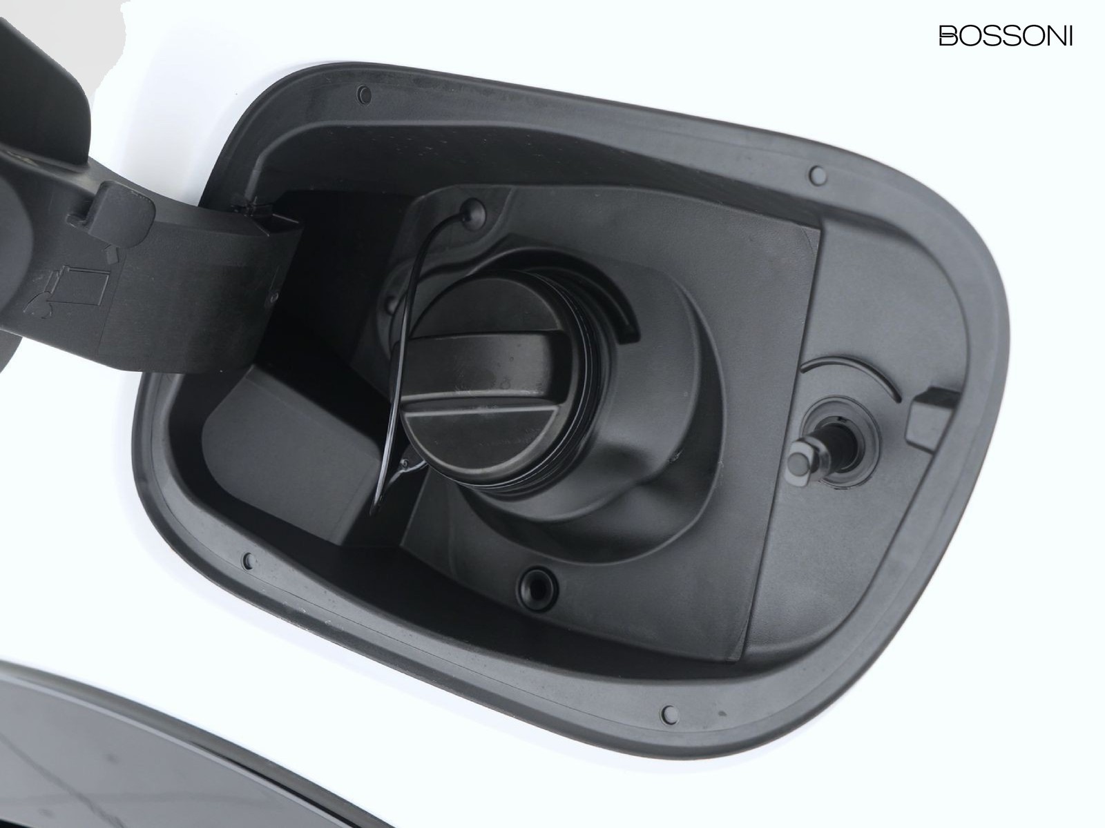 30 - Alfa Romeo Junior 1.2 hybrid 145cv ibrida edct6