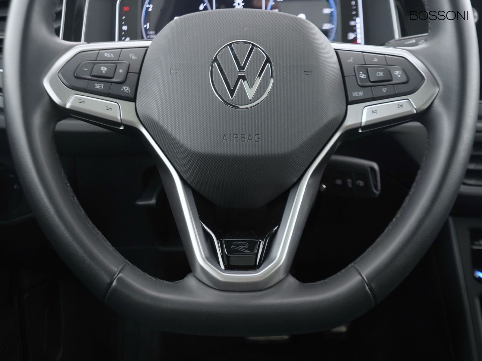 15 - Volkswagen Taigo 1.0 tsi 115cv r-line dsg